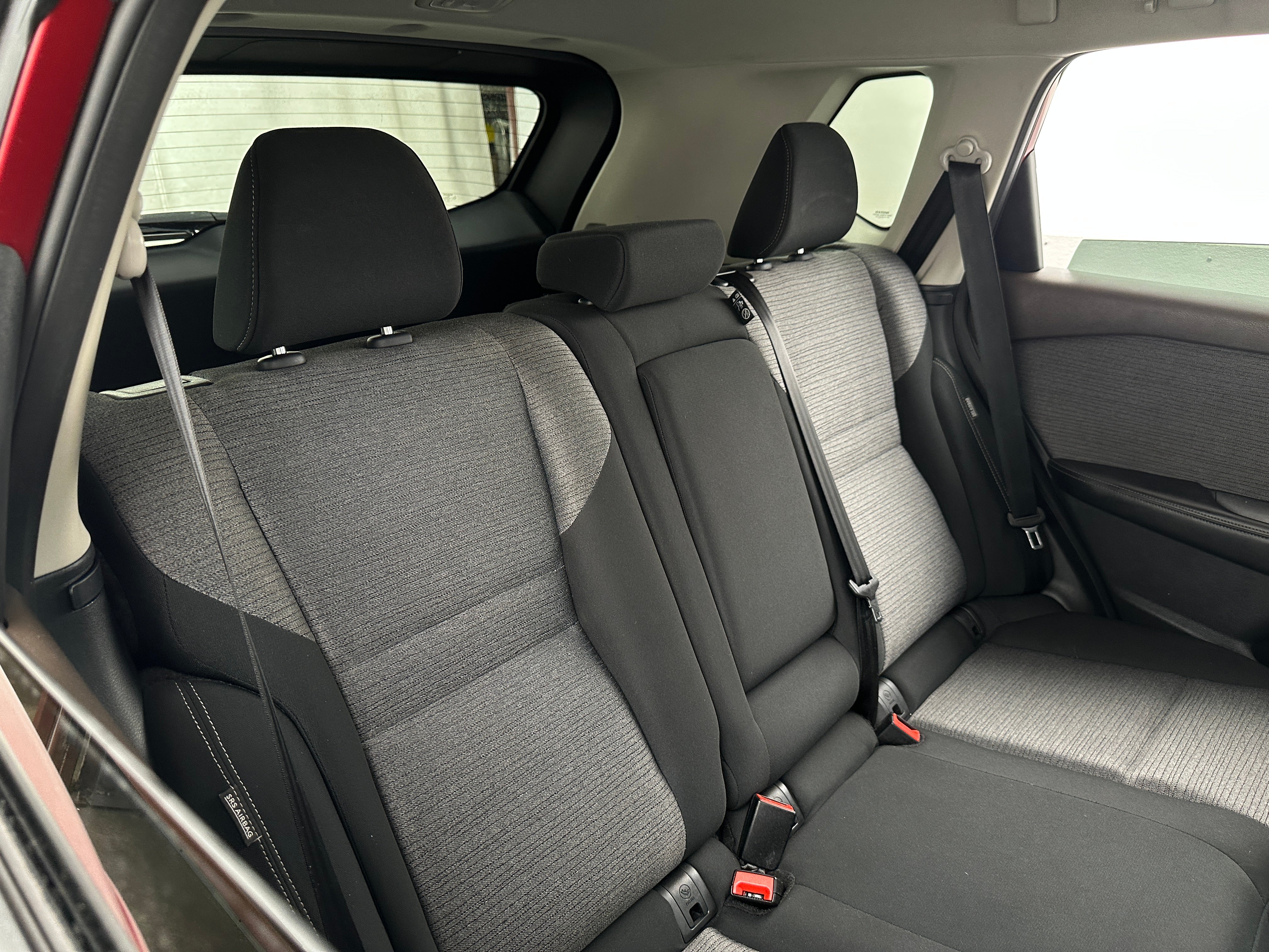 2021 Nissan Rogue SV 6