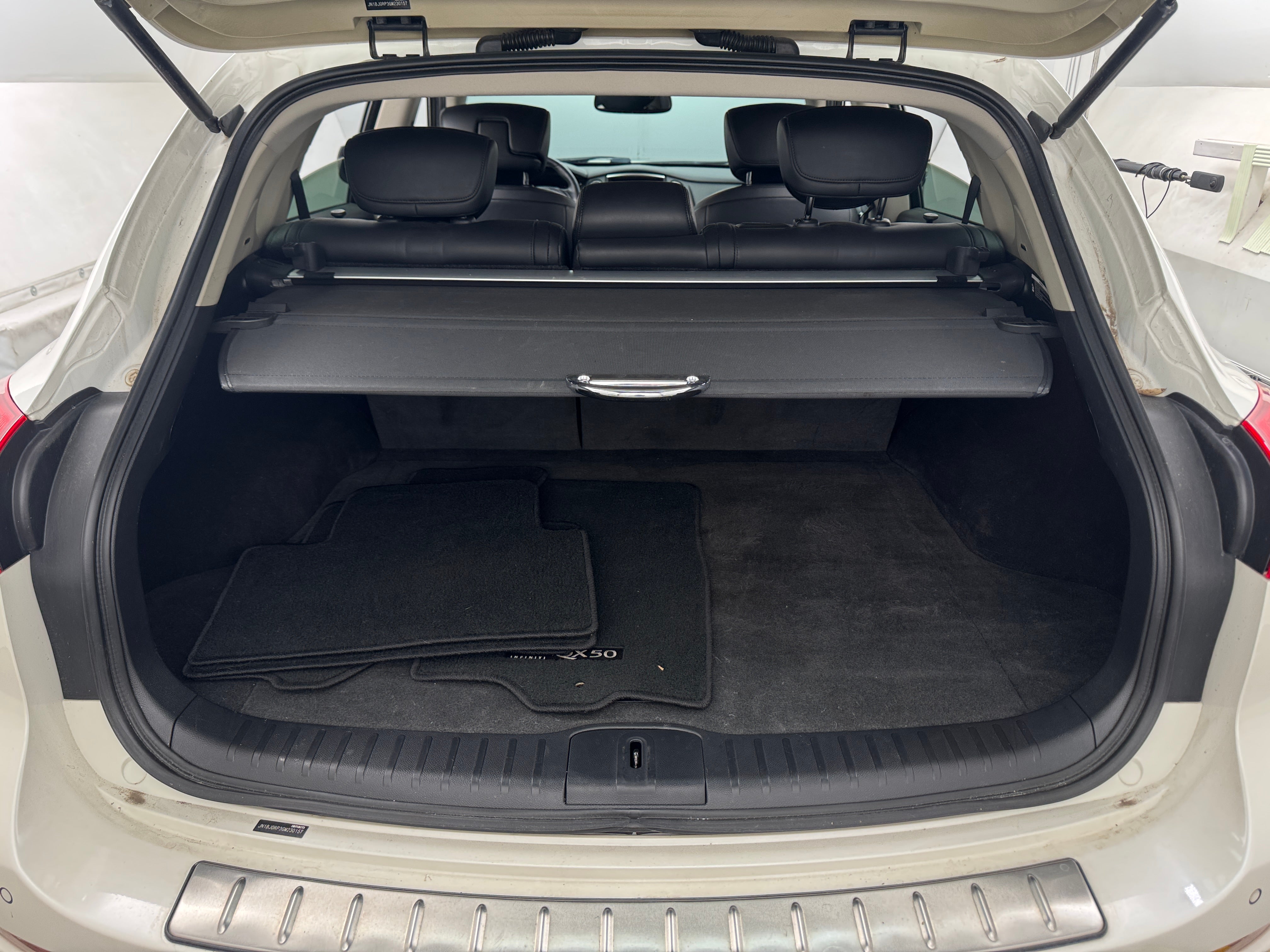 2016 INFINITI QX50 Base 6
