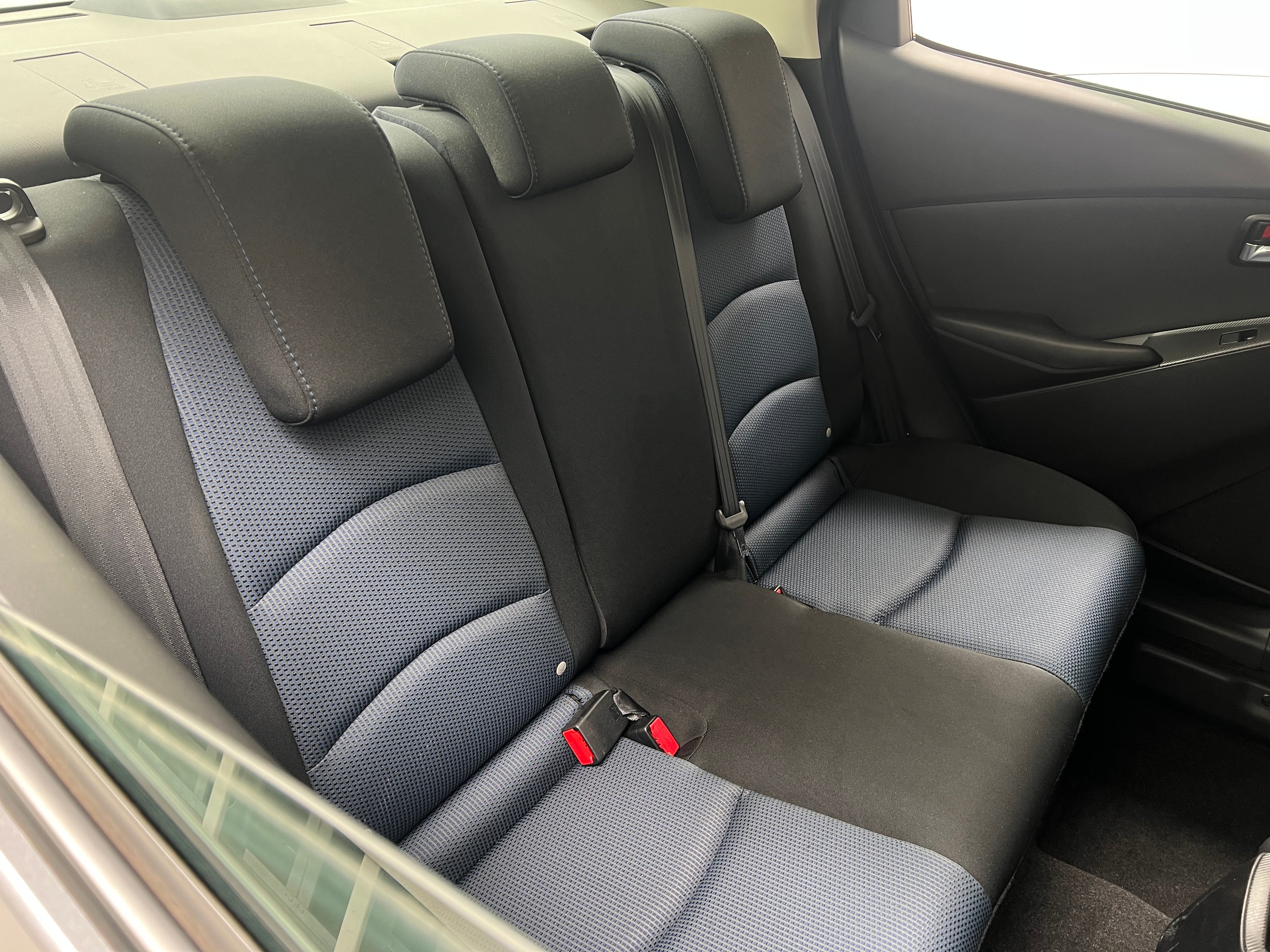 2017 Toyota Yaris iA Base 6