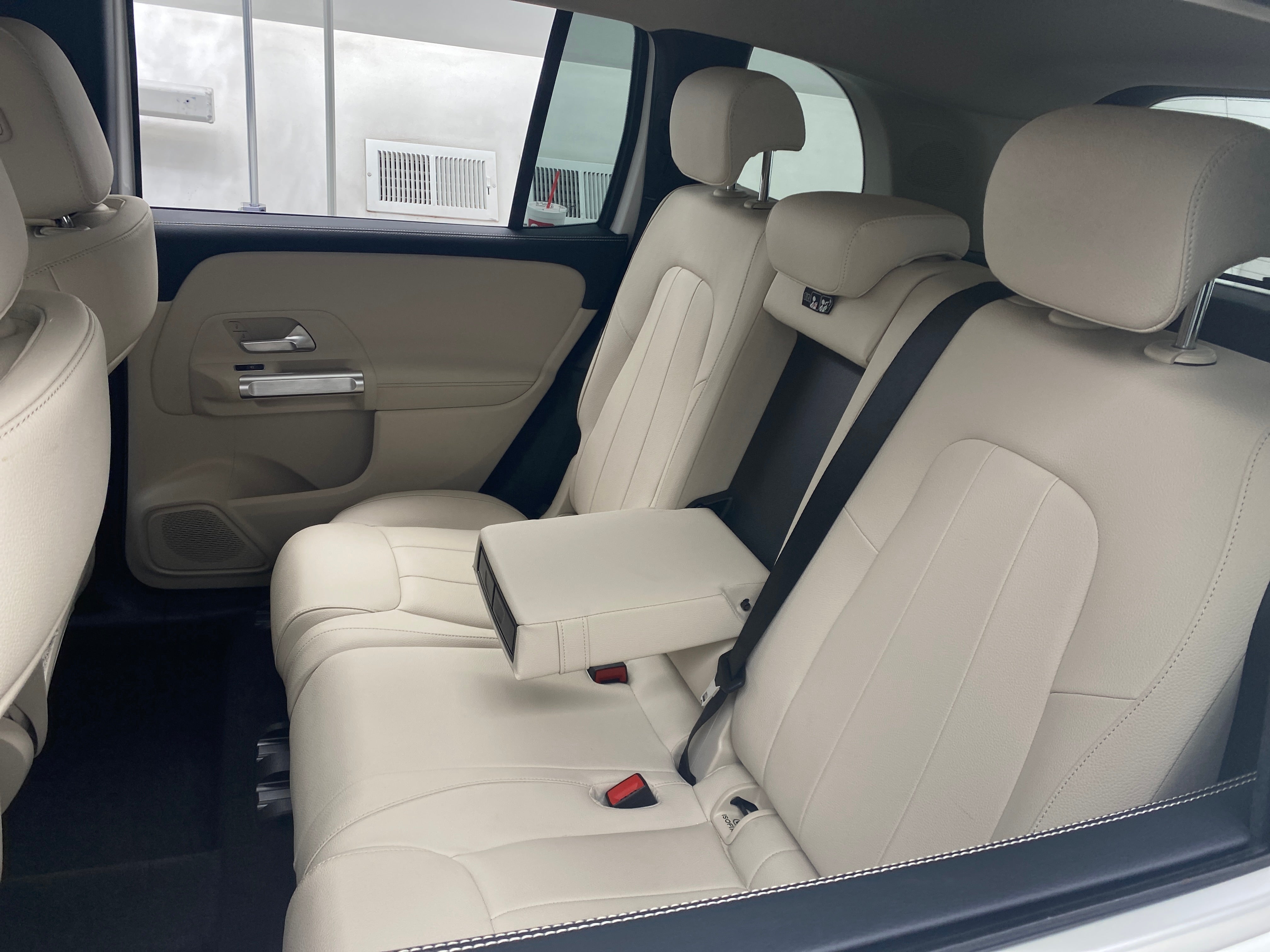 2023 Mercedes-Benz GLB 250 5