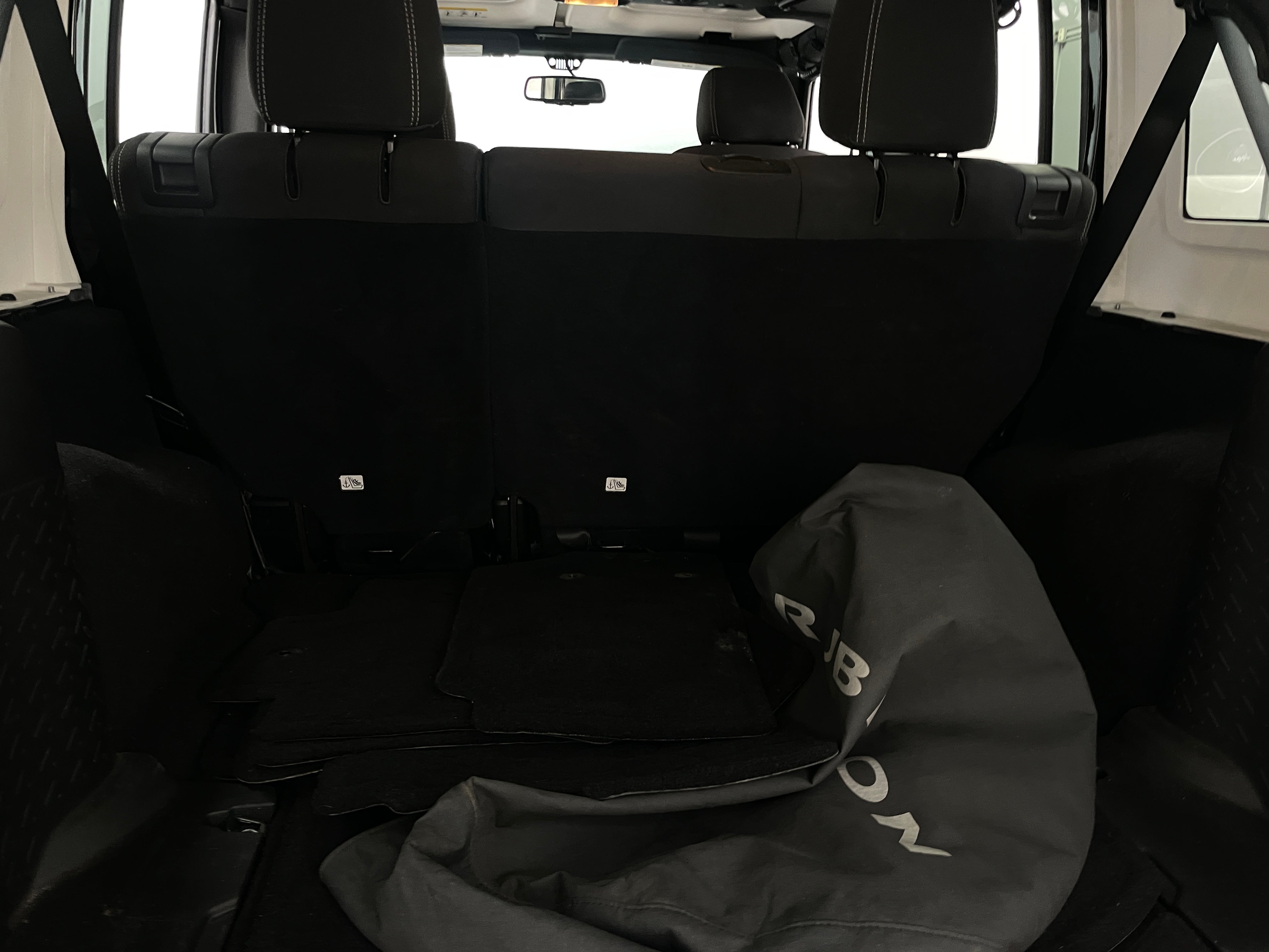 2015 Jeep Wrangler Unlimited Rubicon 7