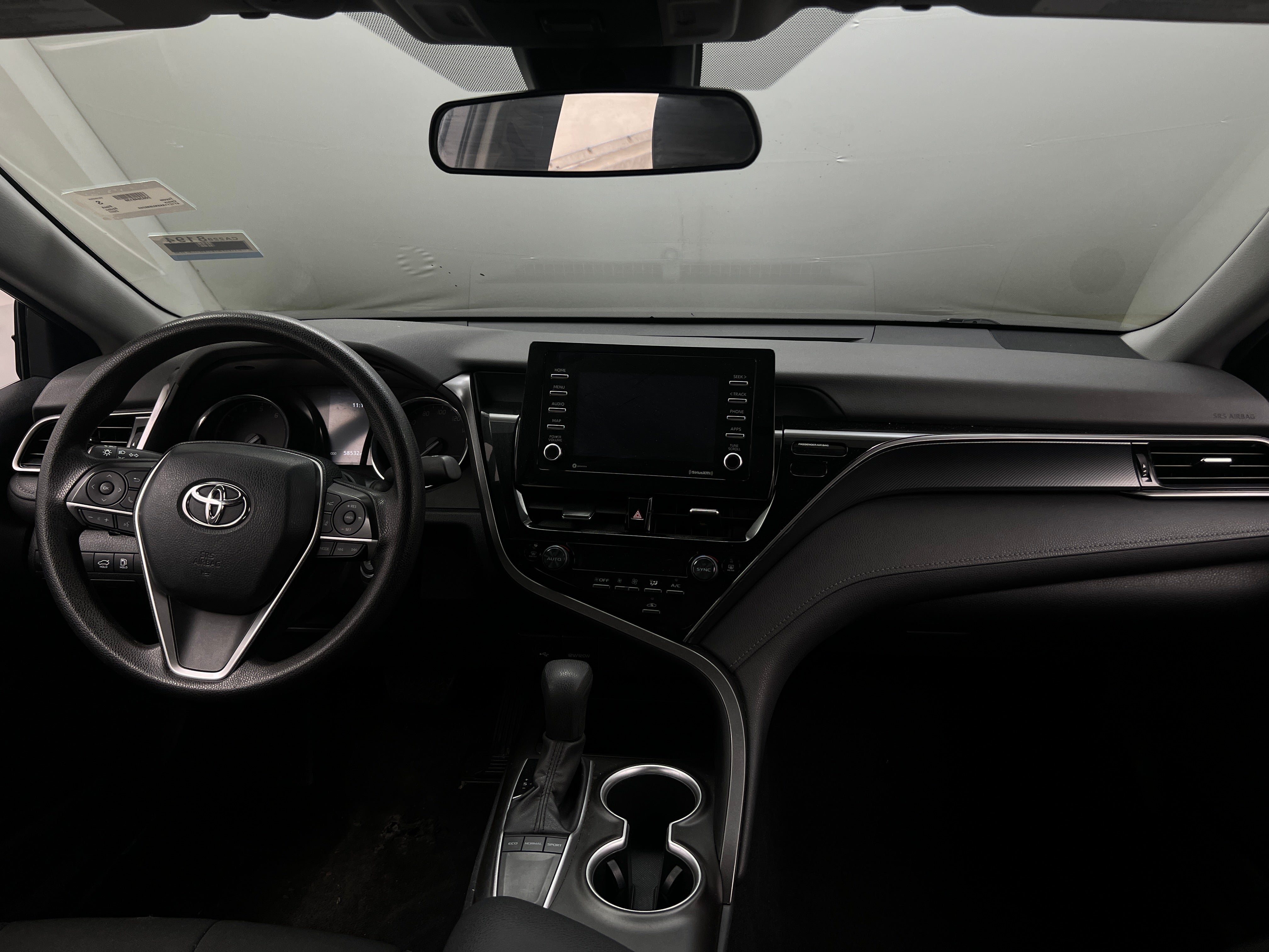 2022 Toyota Camry LE 3