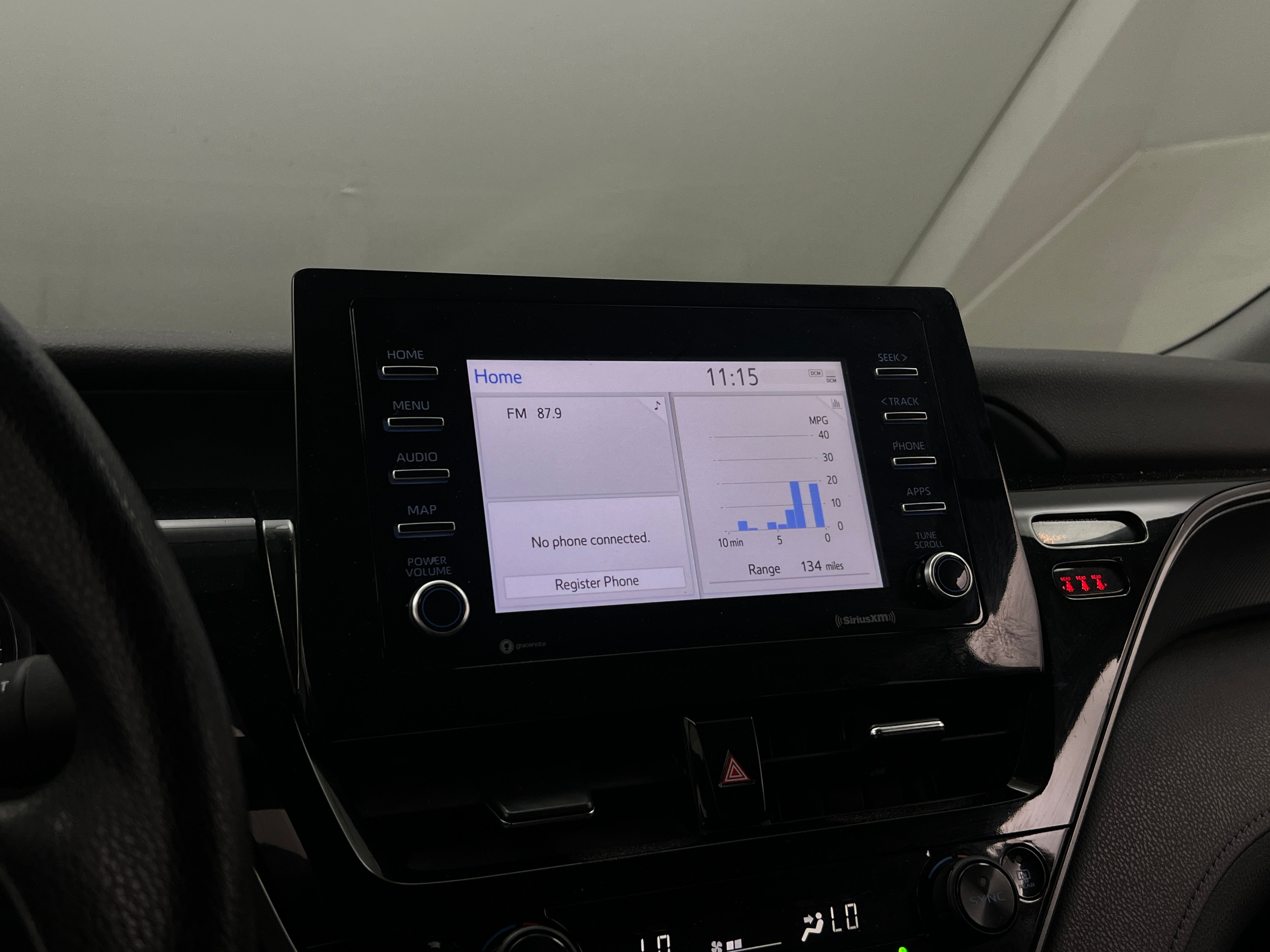 2022 Toyota Camry LE 4