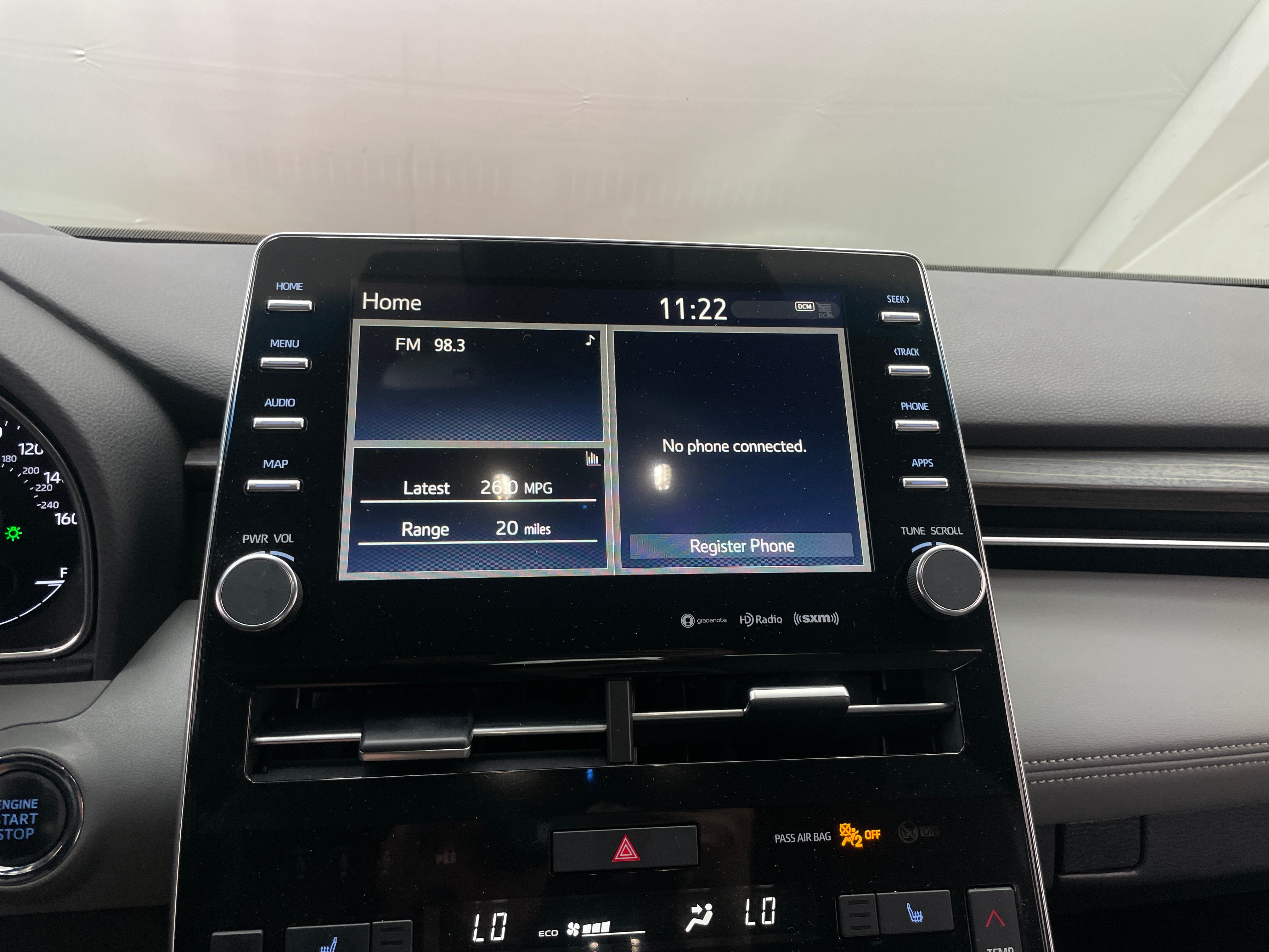 2019 Toyota Avalon XLE 3