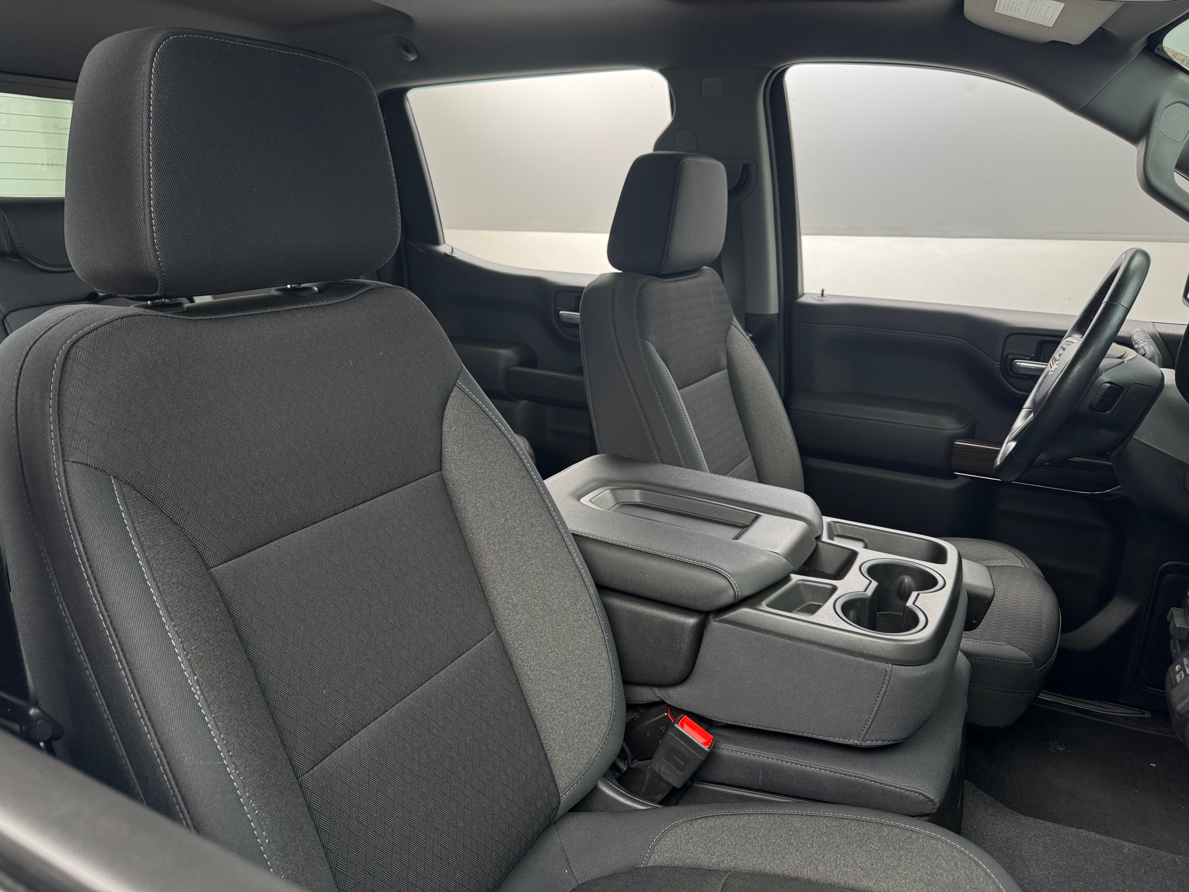 2019 Chevrolet Silverado 1500 LT 2