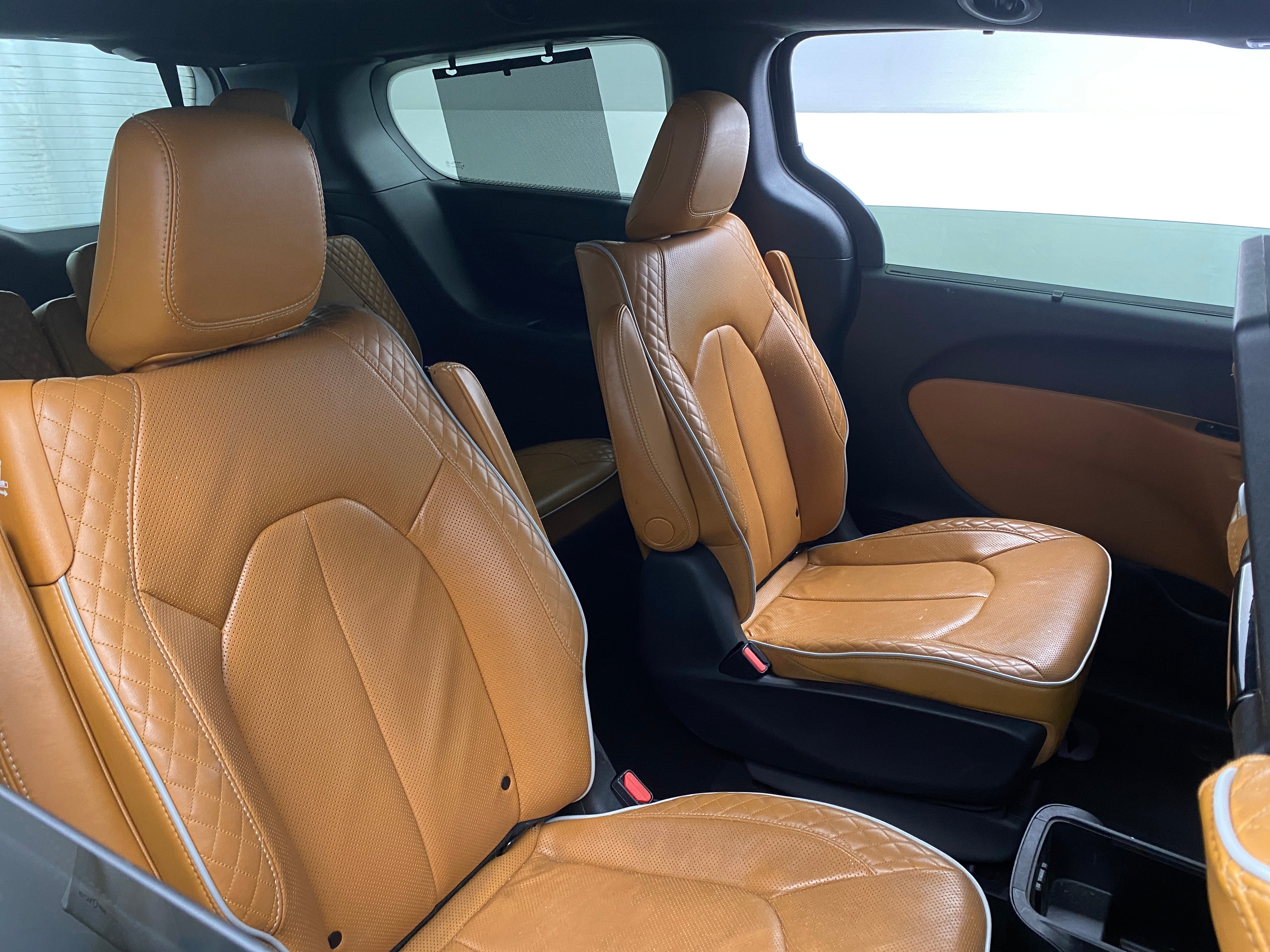 2021 Chrysler Pacifica Hybrid Pinnacle 5
