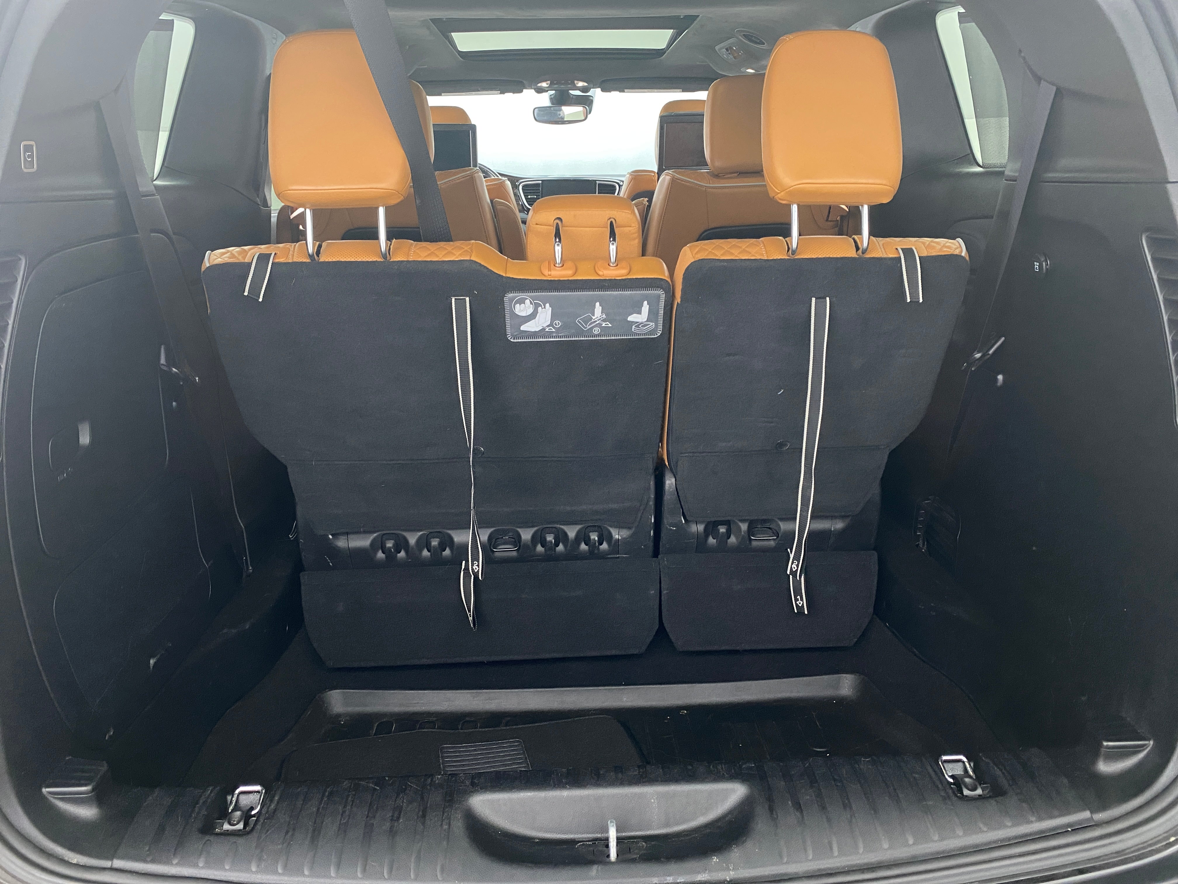 2021 Chrysler Pacifica Hybrid Pinnacle 6