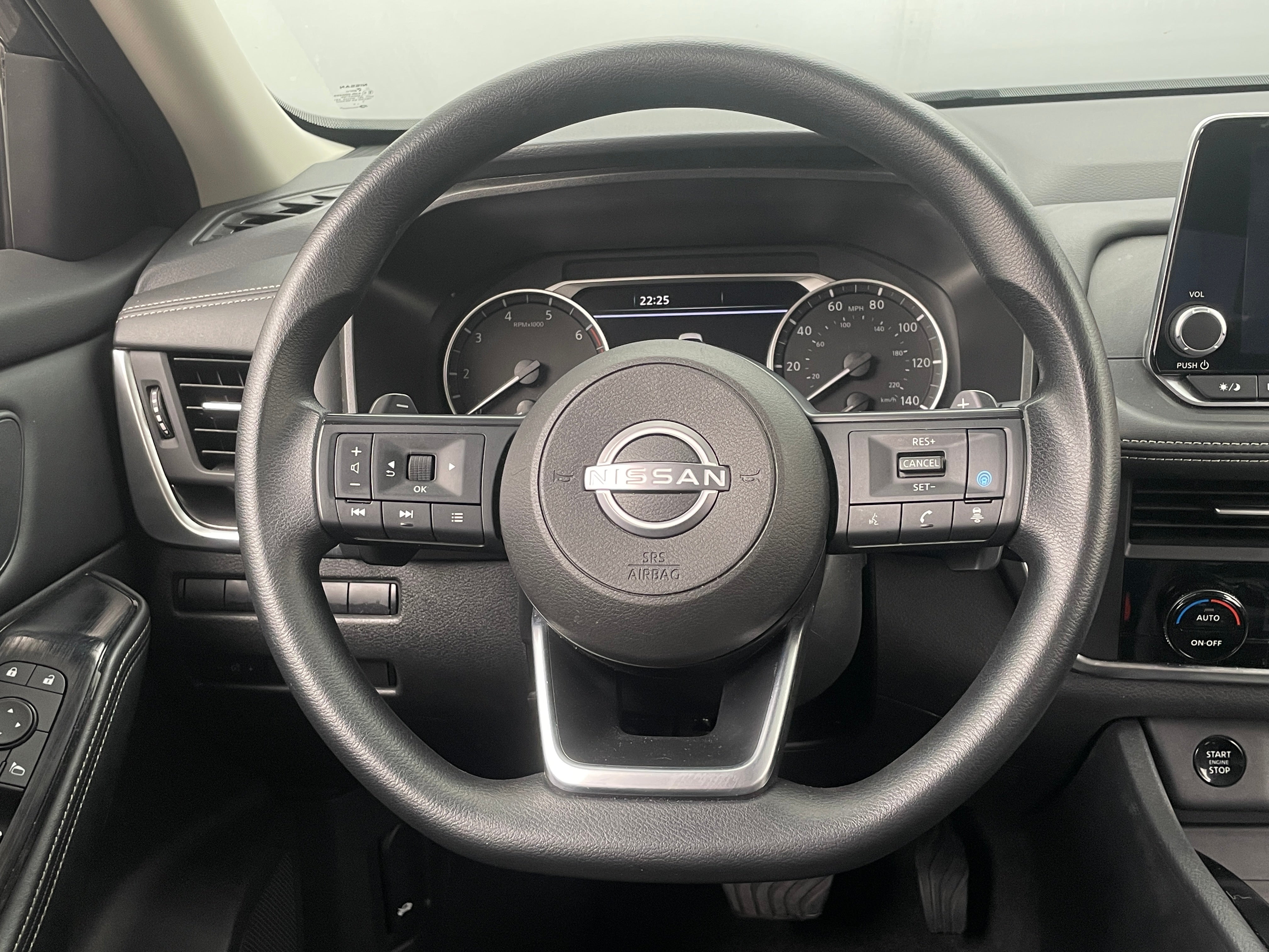 2024 Nissan Rogue SV 5