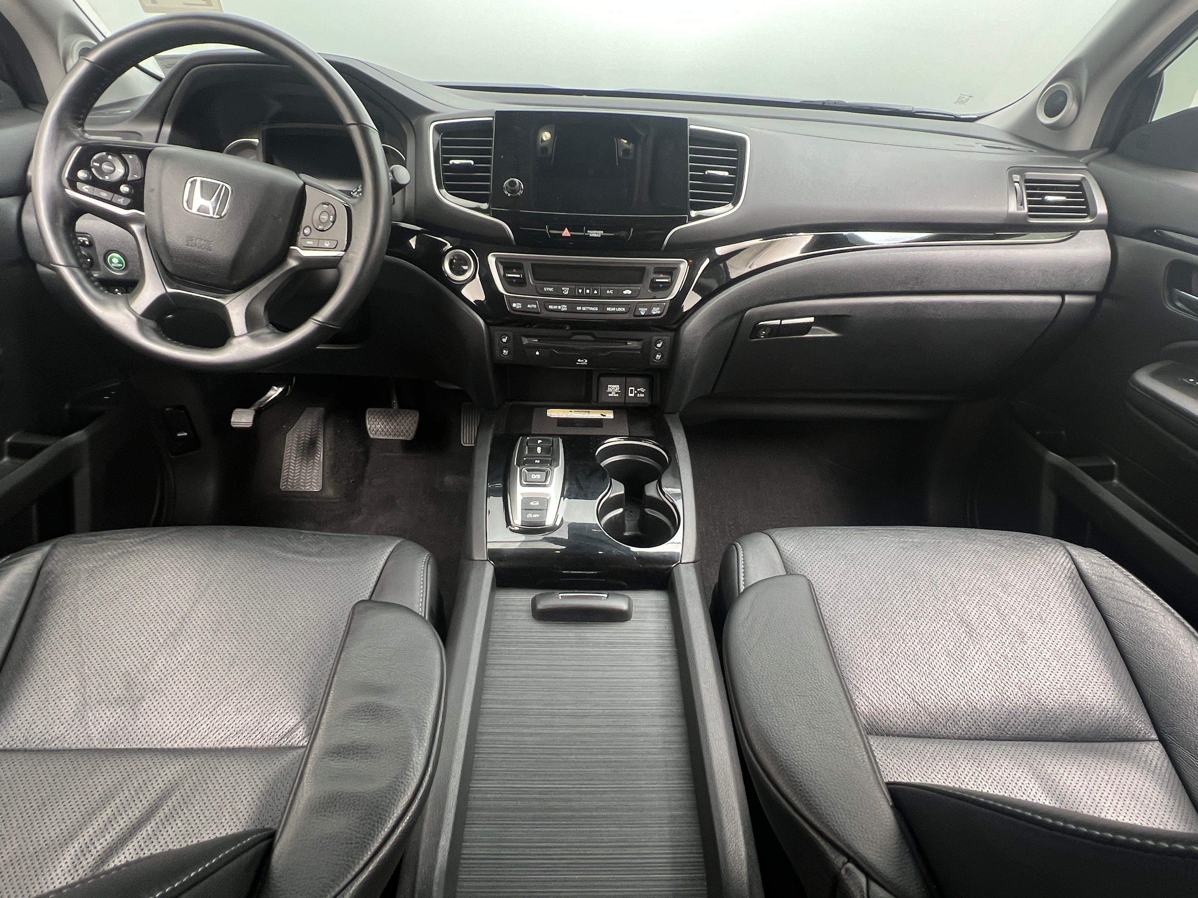 2020 Honda Pilot Elite 2