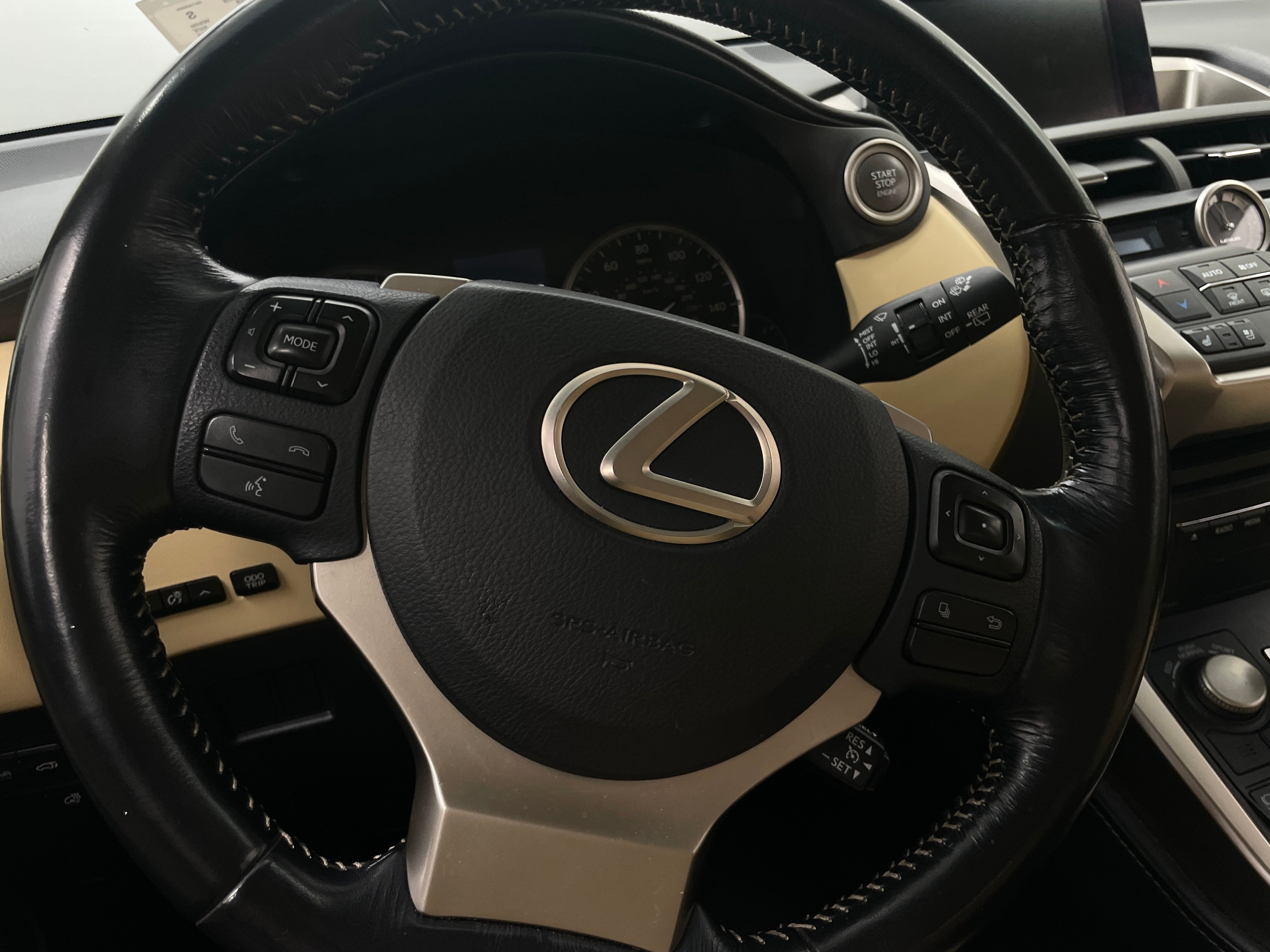 2015 Lexus NX 200t 4