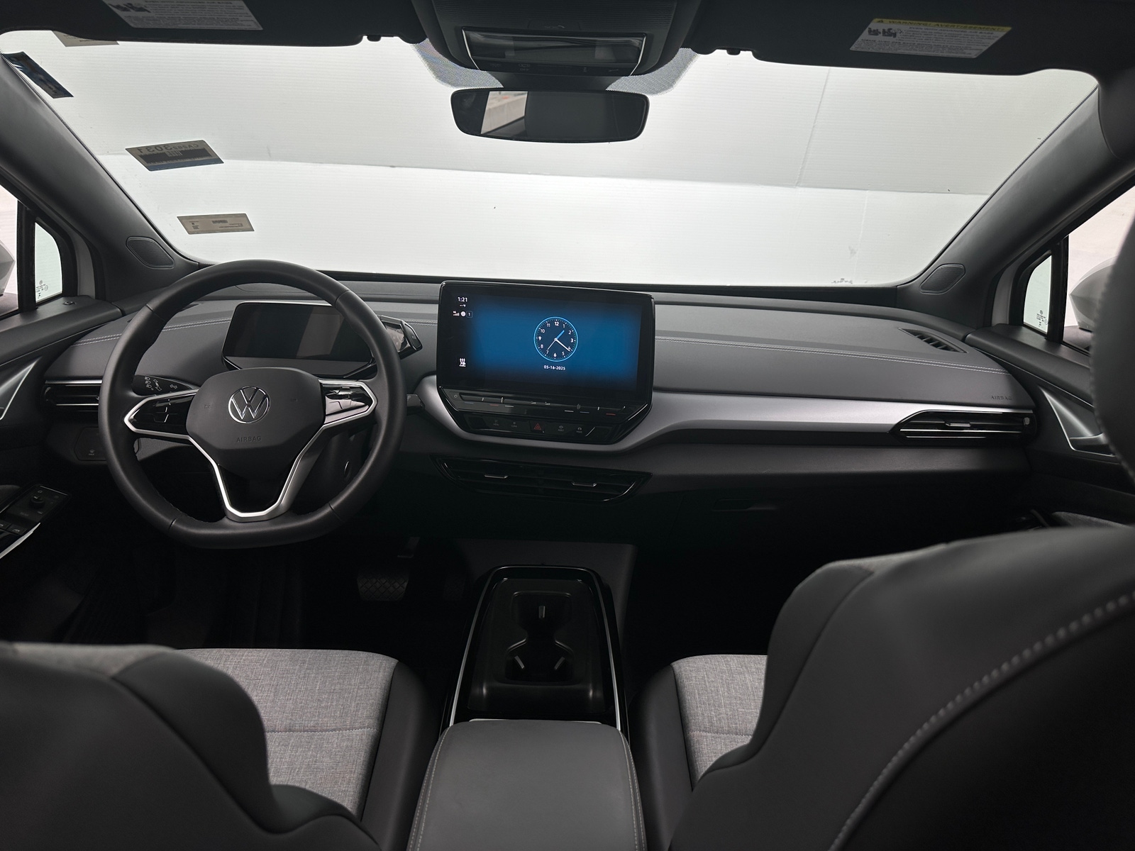 Thumbnail: 2023 Volkswagen ID.4 - 3
