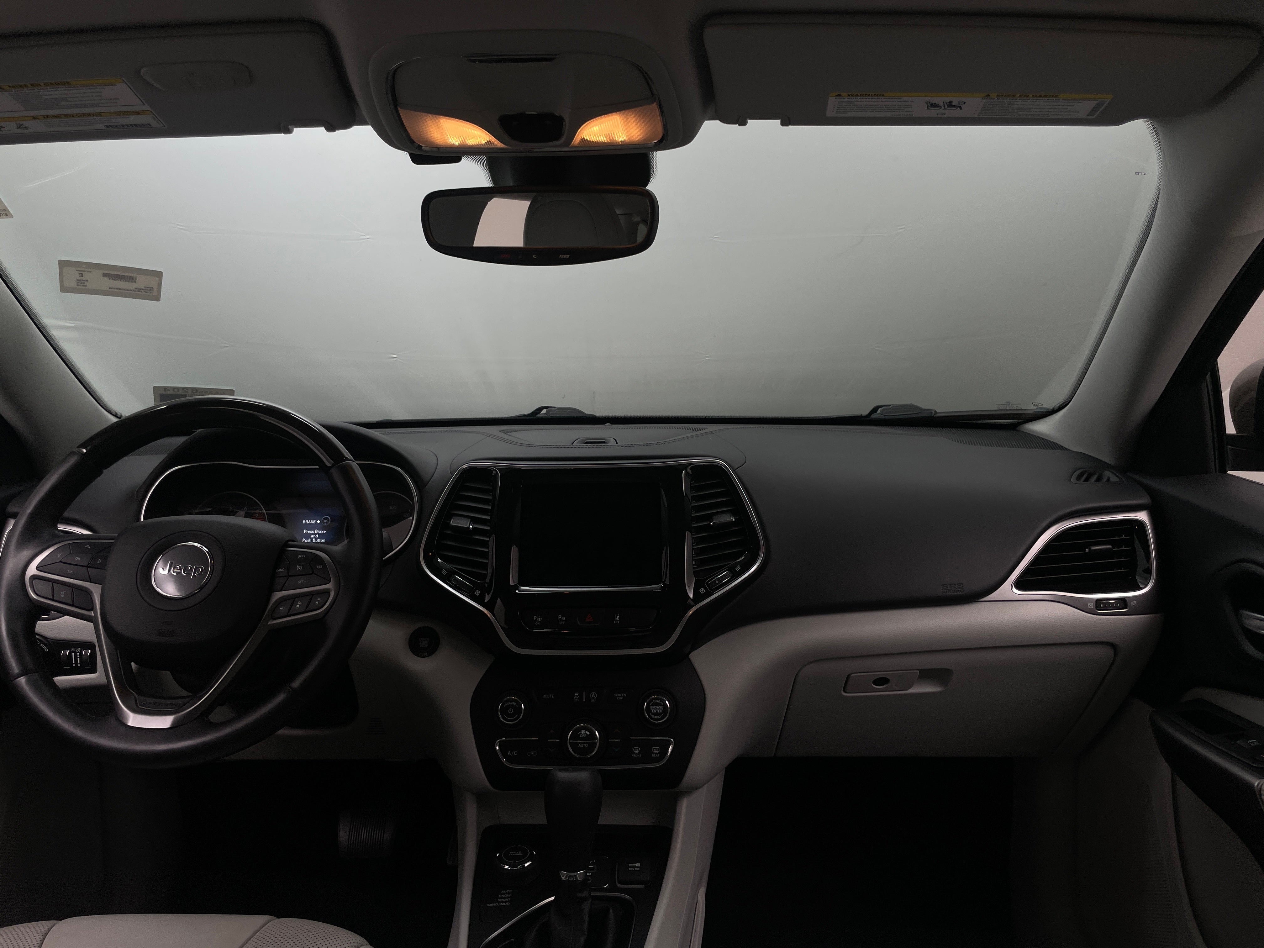 2019 Jeep Cherokee Overland 2