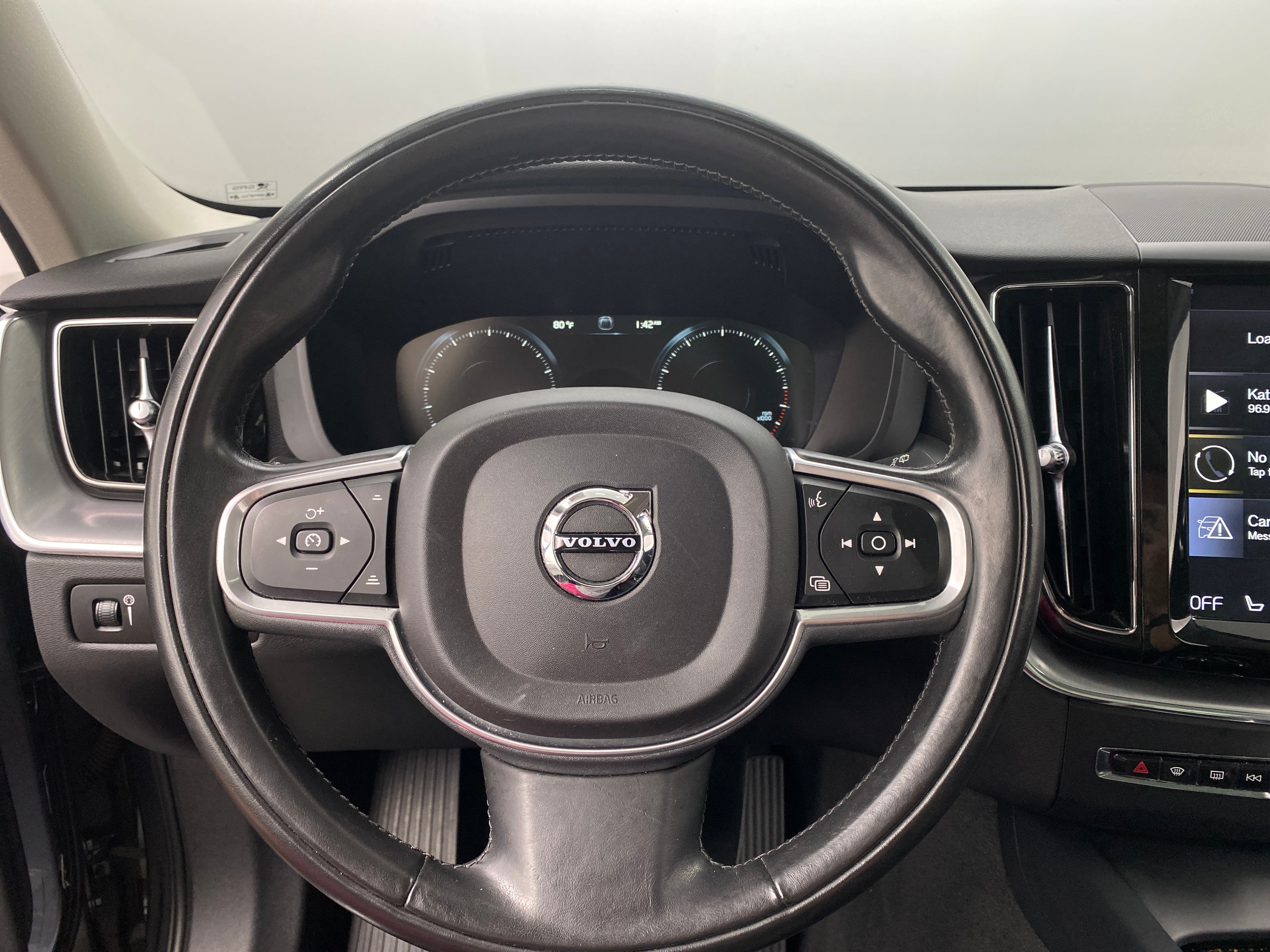 2018 Volvo XC60 T5 Momentum 4