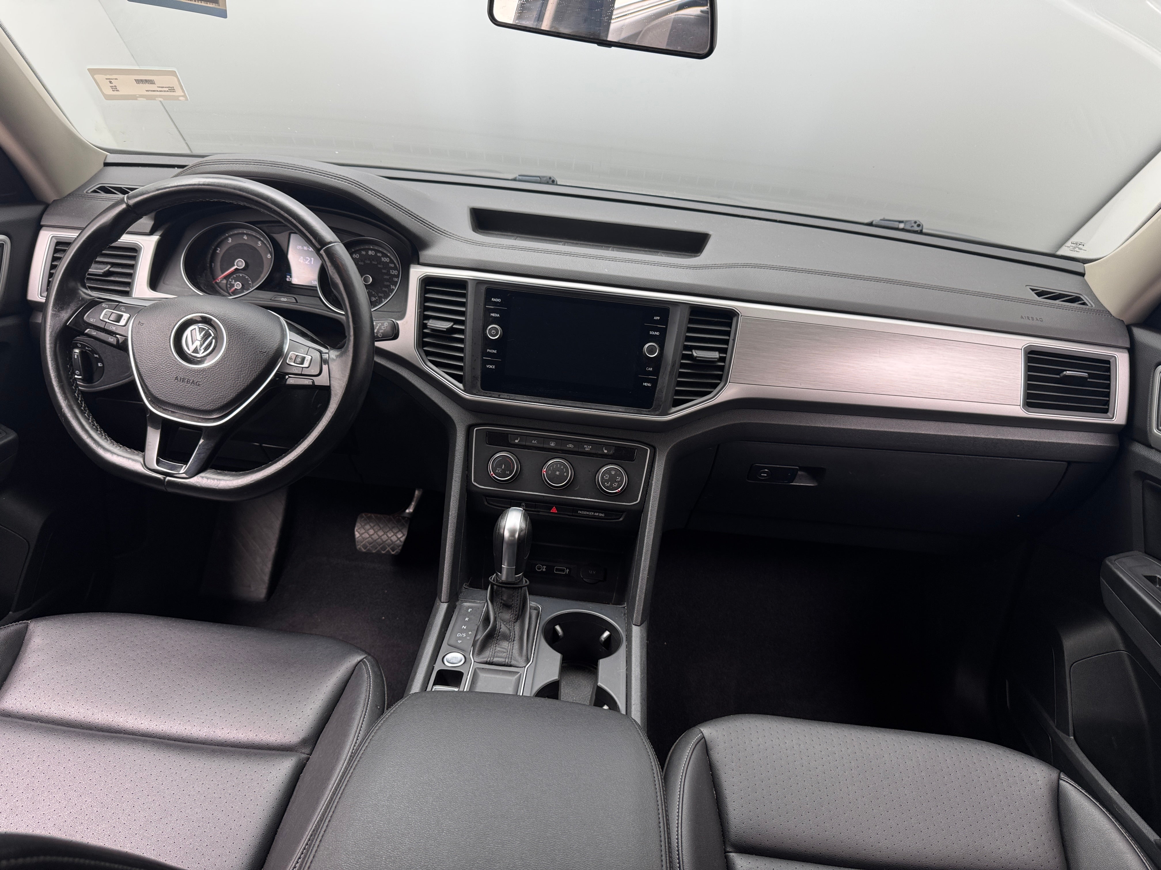 2018 Volkswagen Atlas SE 2