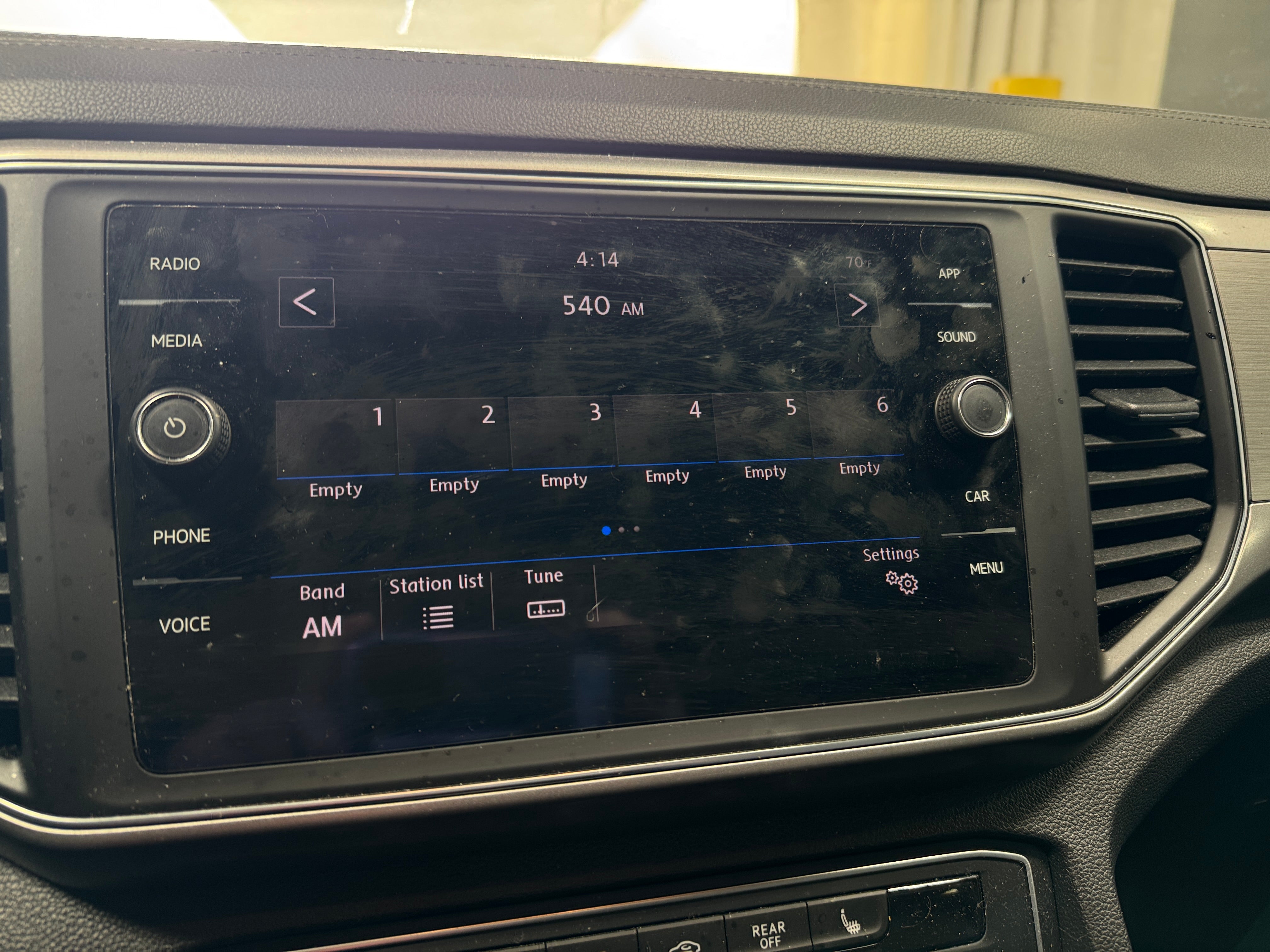 2018 Volkswagen Atlas SE 3