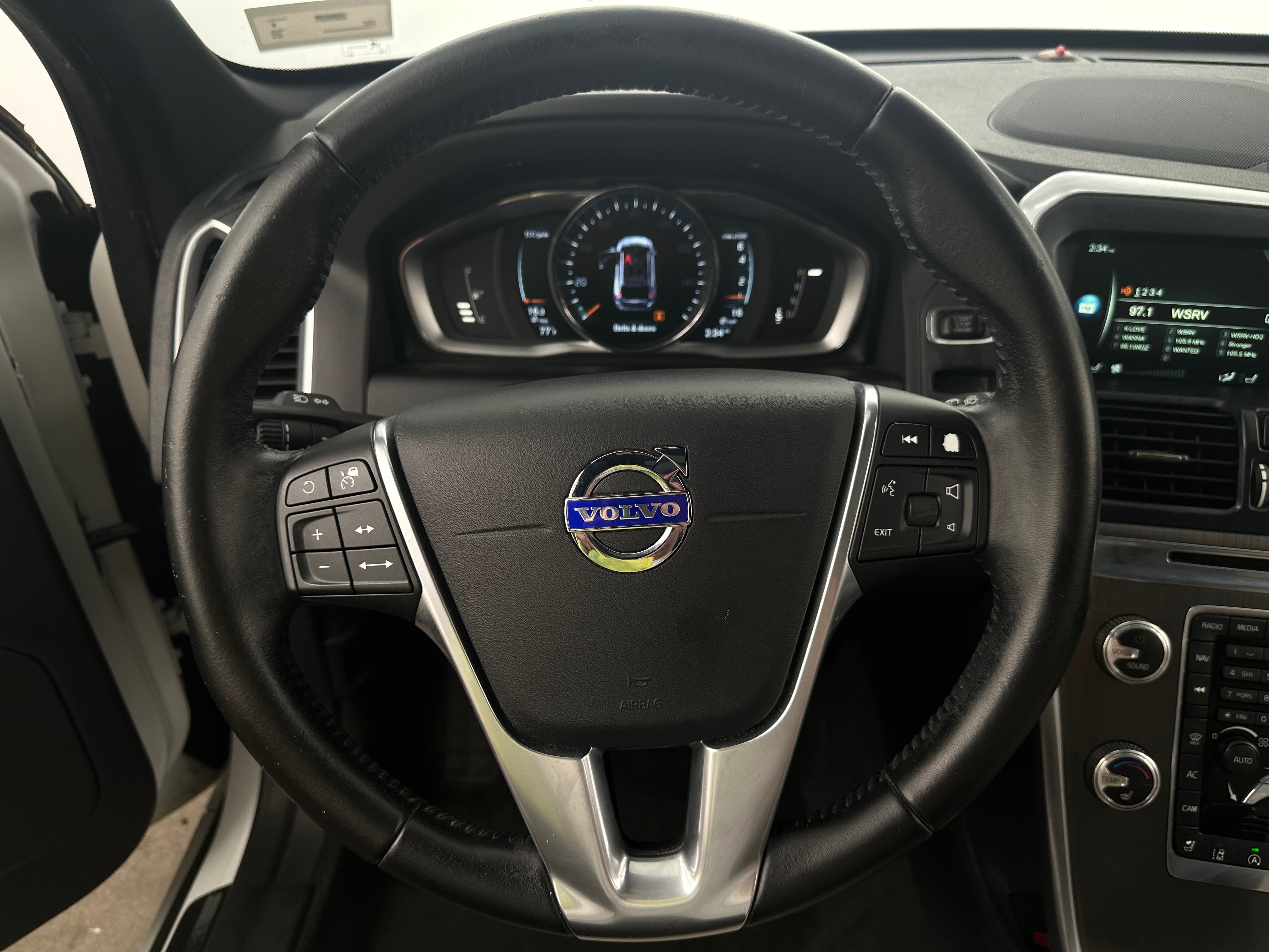 2016 Volvo XC60 T6 4