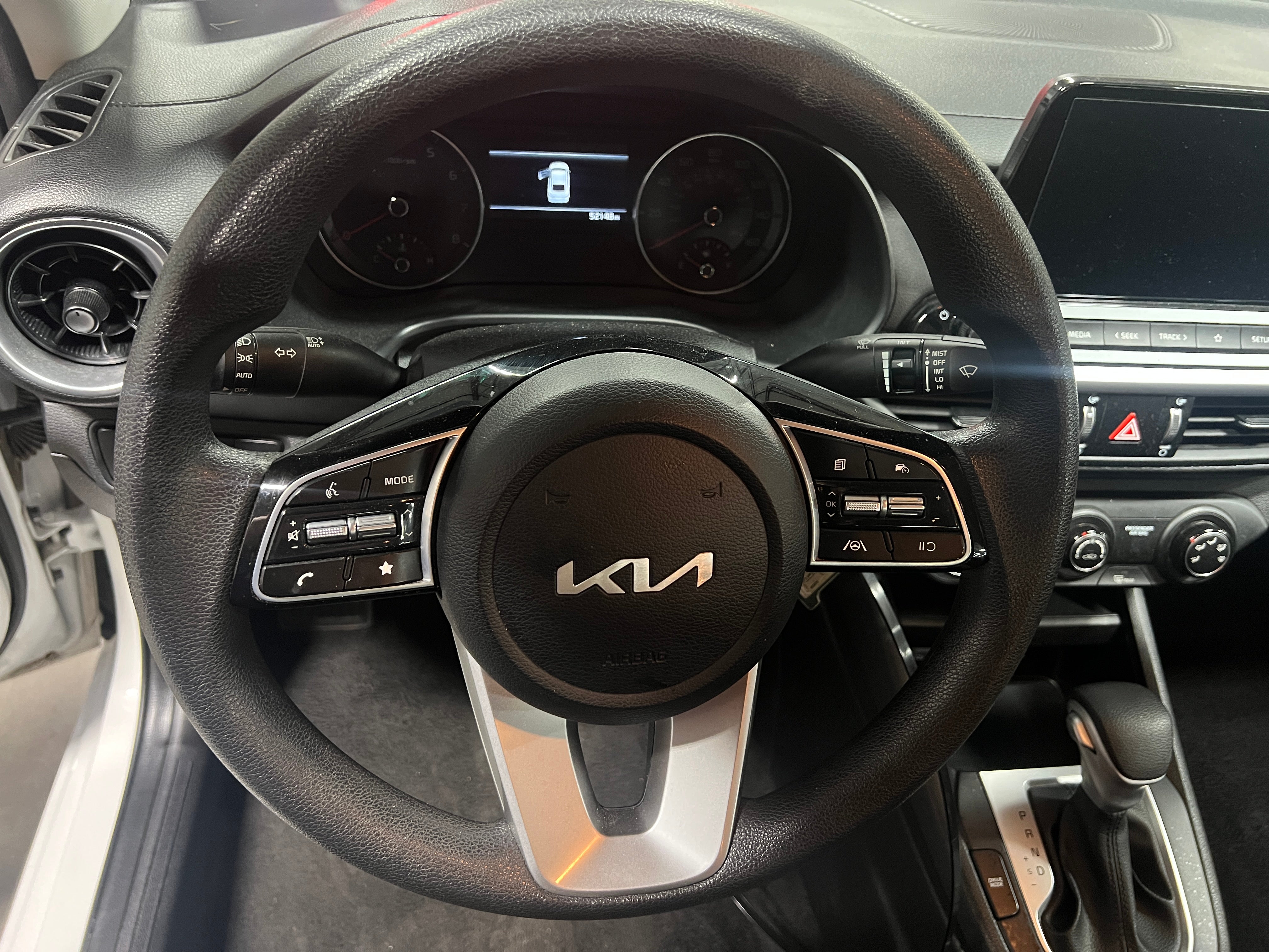 2023 Kia Forte LXS 5