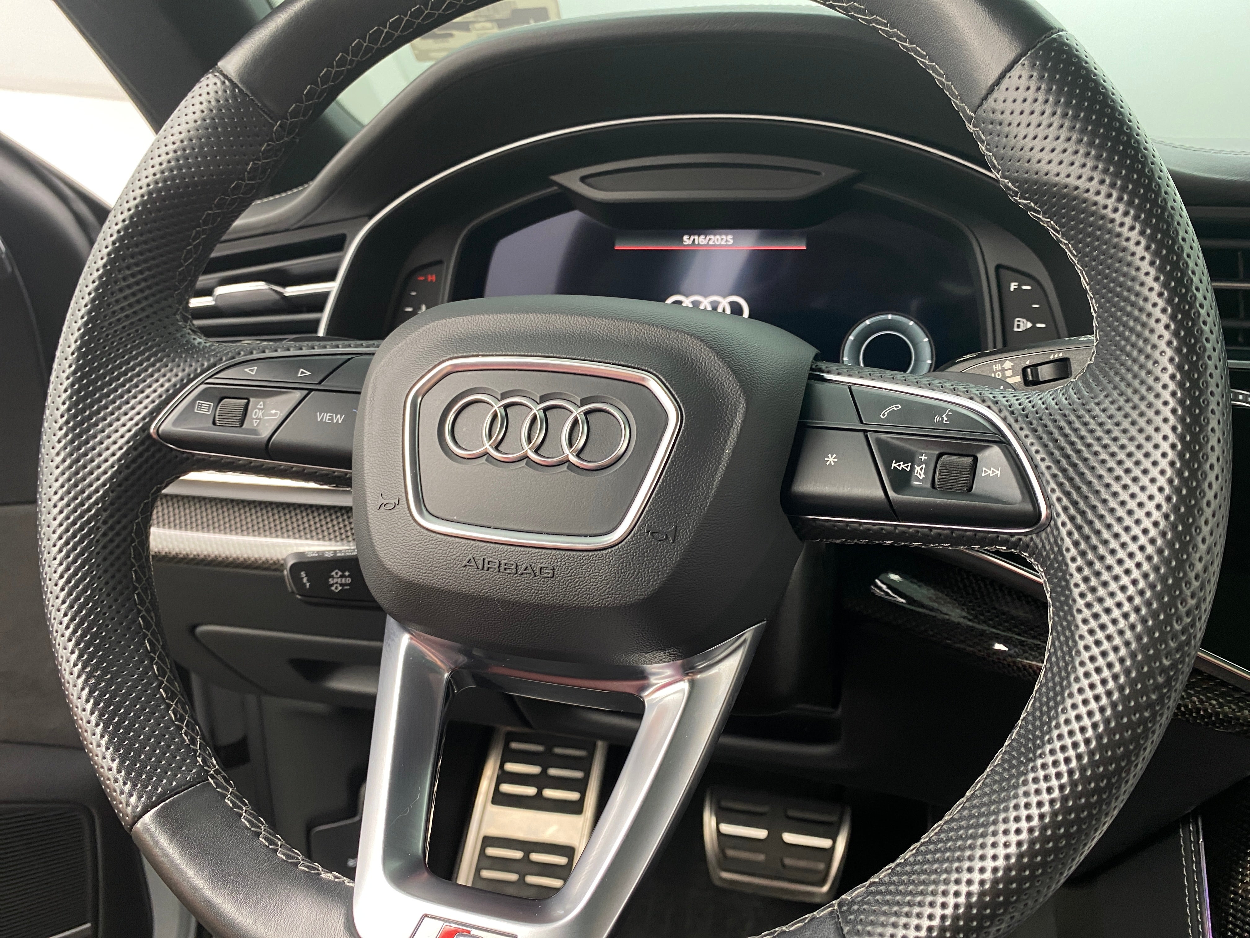 2022 Audi SQ8 Premium Plus 4