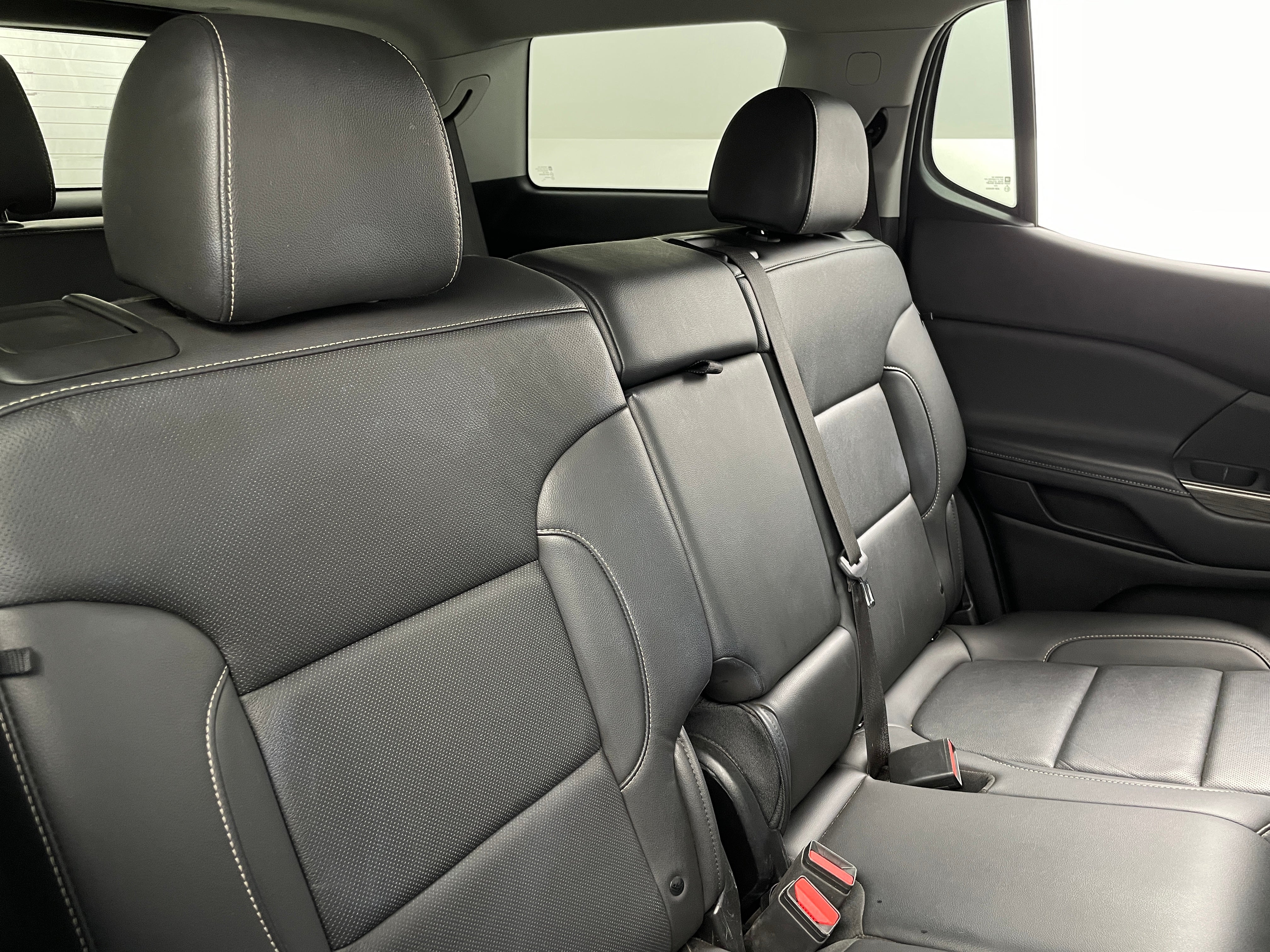 2023 GMC Acadia SLT 6