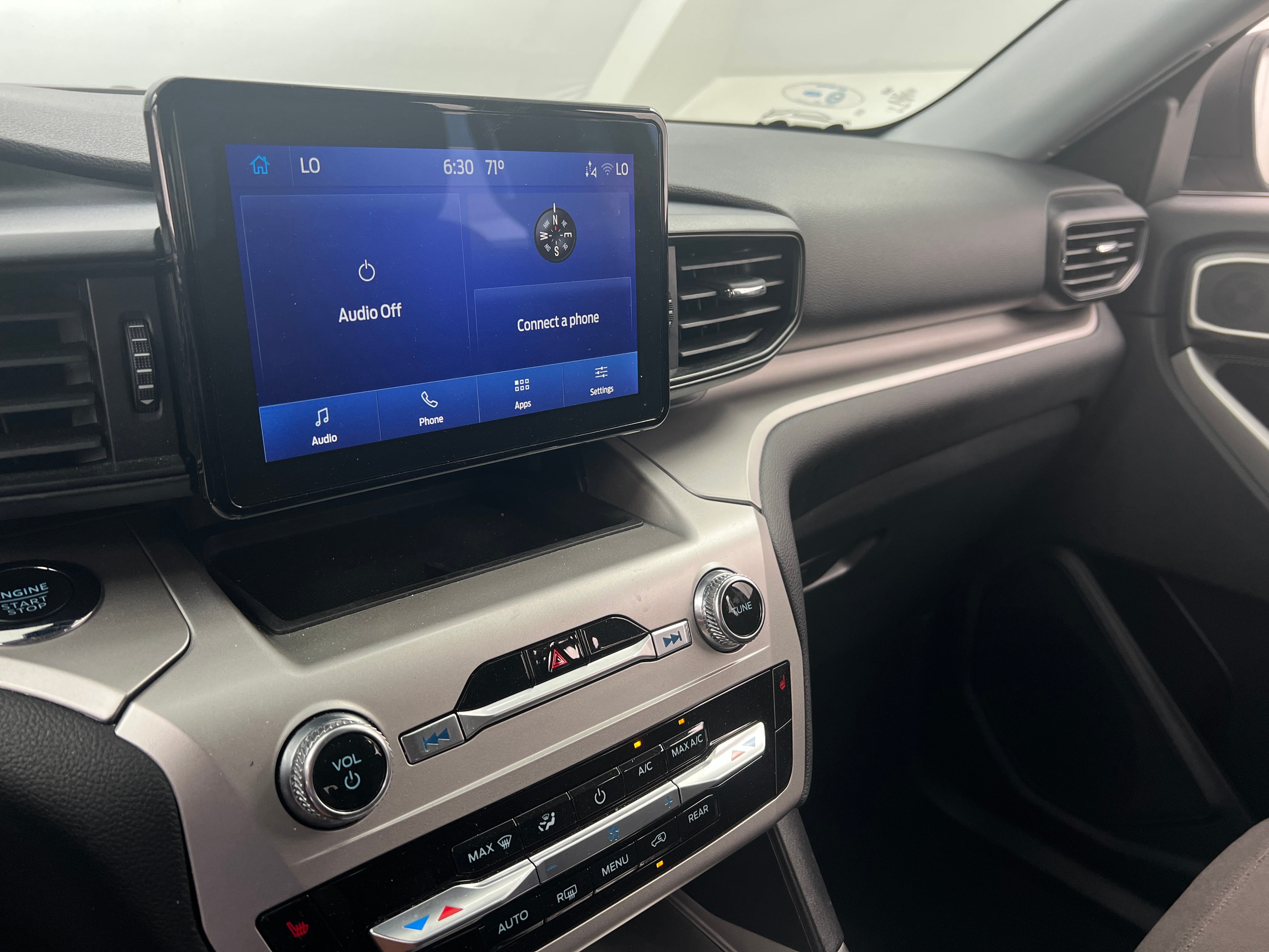 2022 Ford Explorer XLT 4