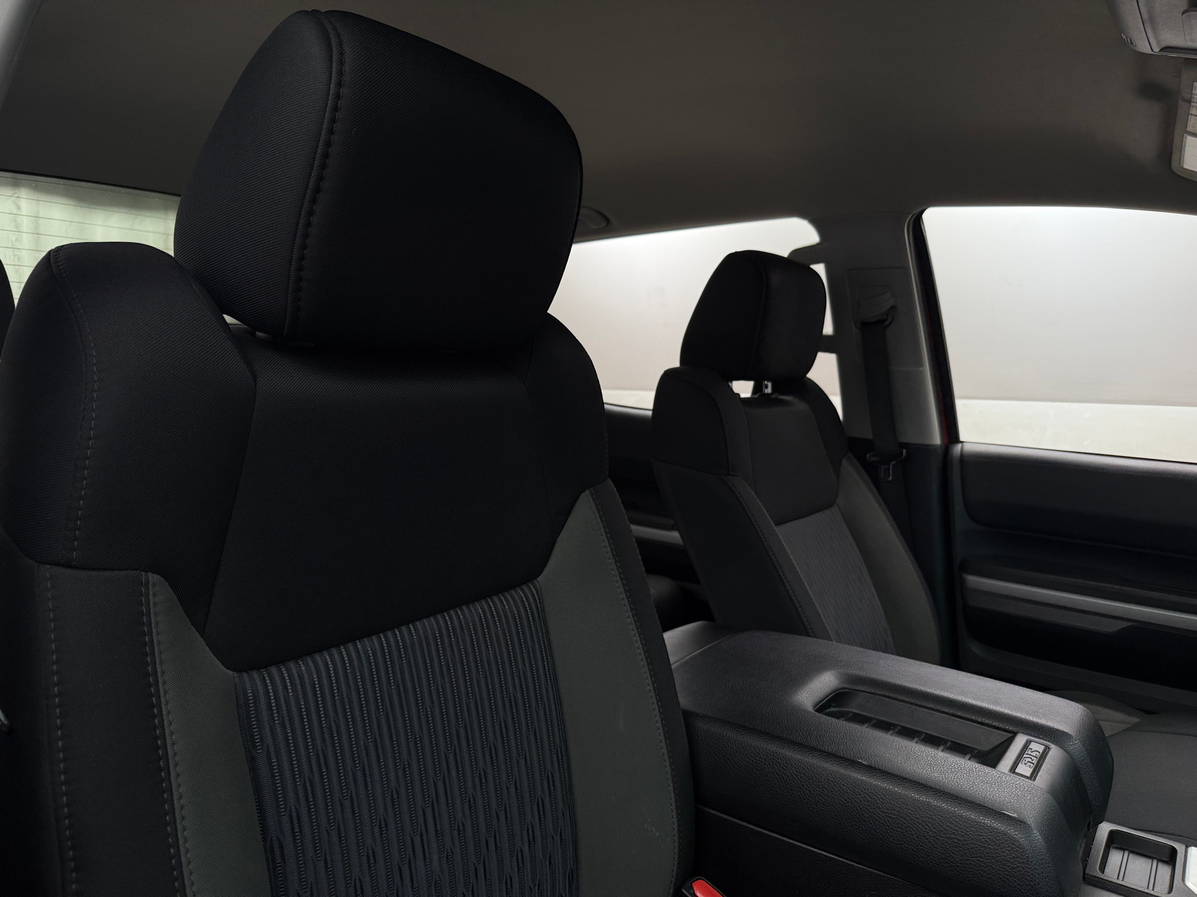 2015 Toyota Tundra SR5 2