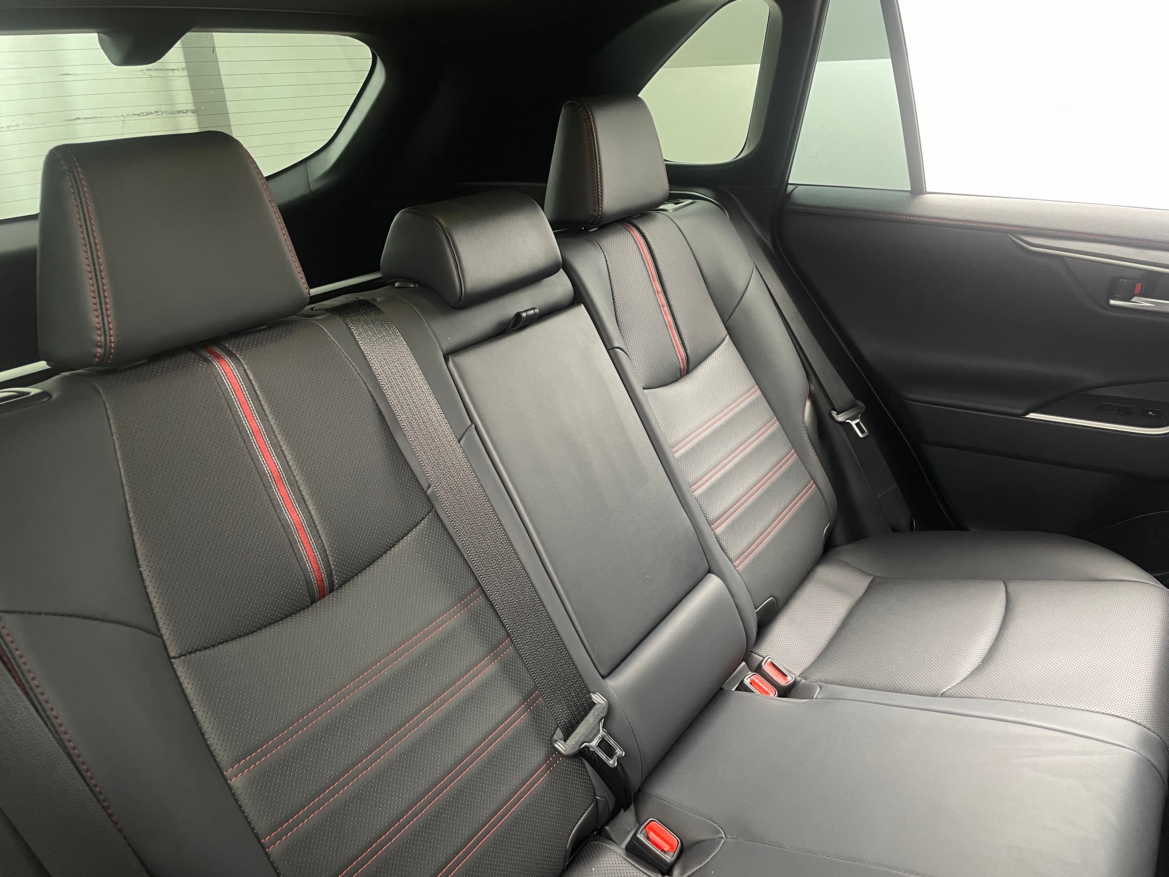 2024 Toyota RAV4 Prime XSE 5