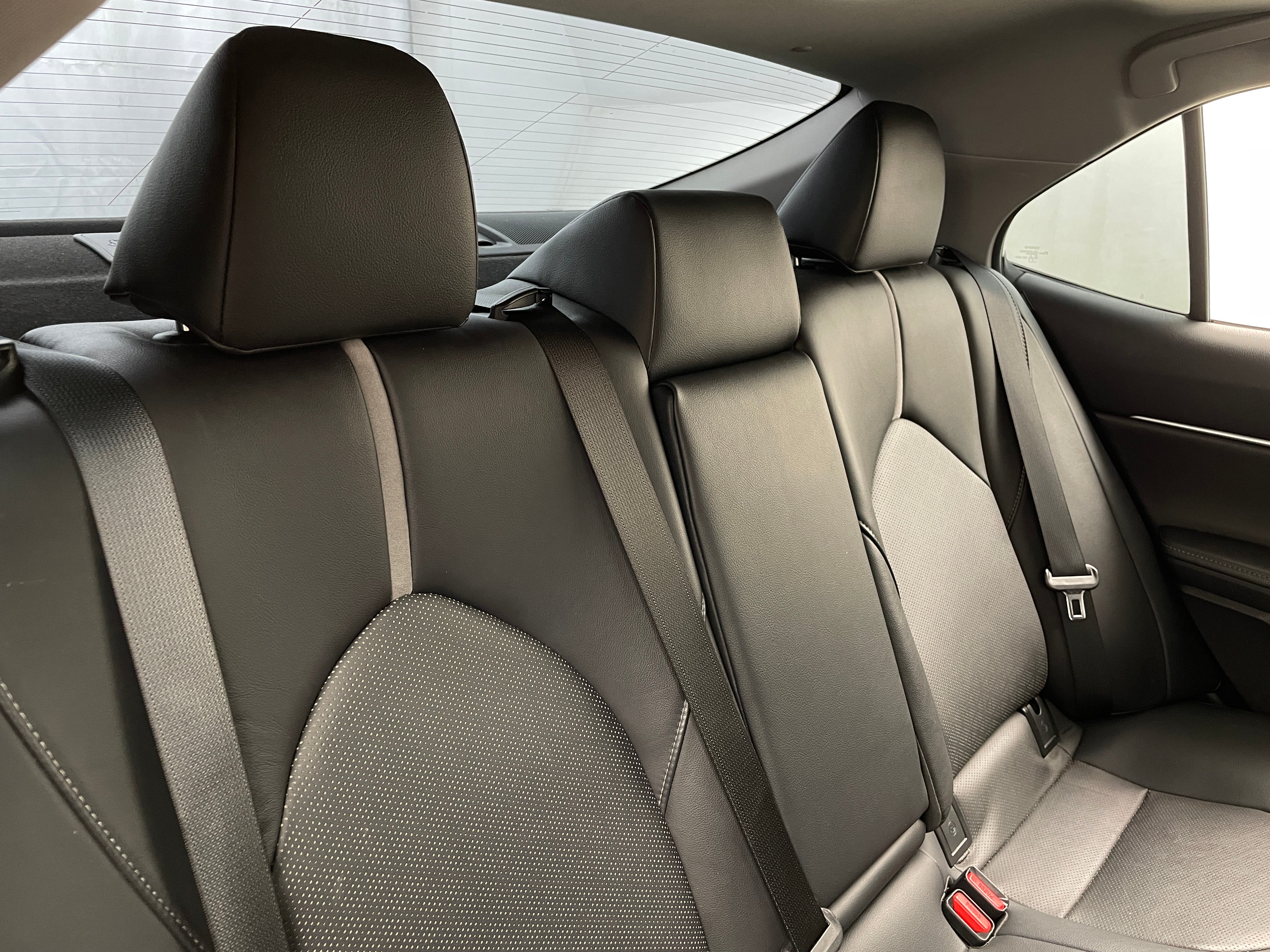 2019 Toyota Camry XSE 5