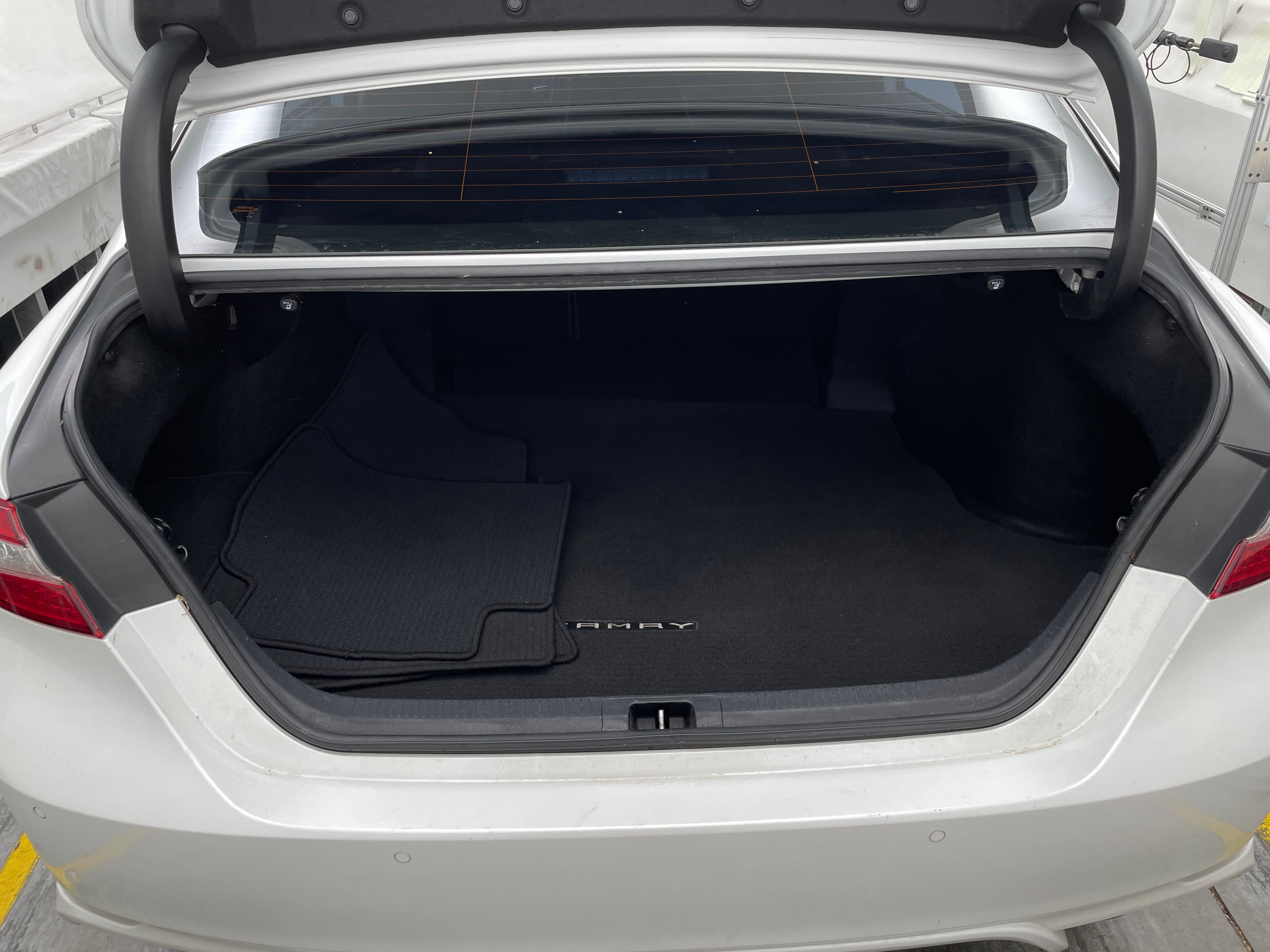 2019 Toyota Camry XSE 6