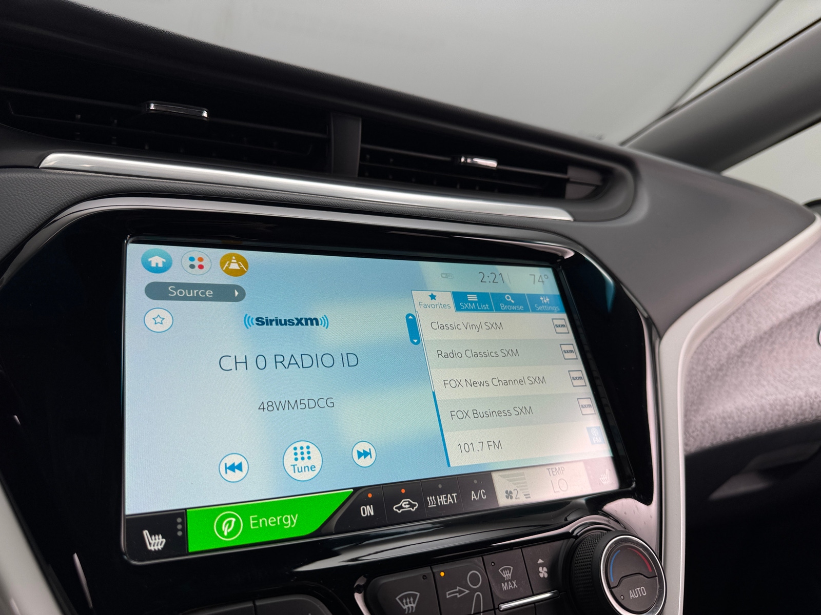 Thumbnail: 2020 Chevrolet Bolt EV - 3