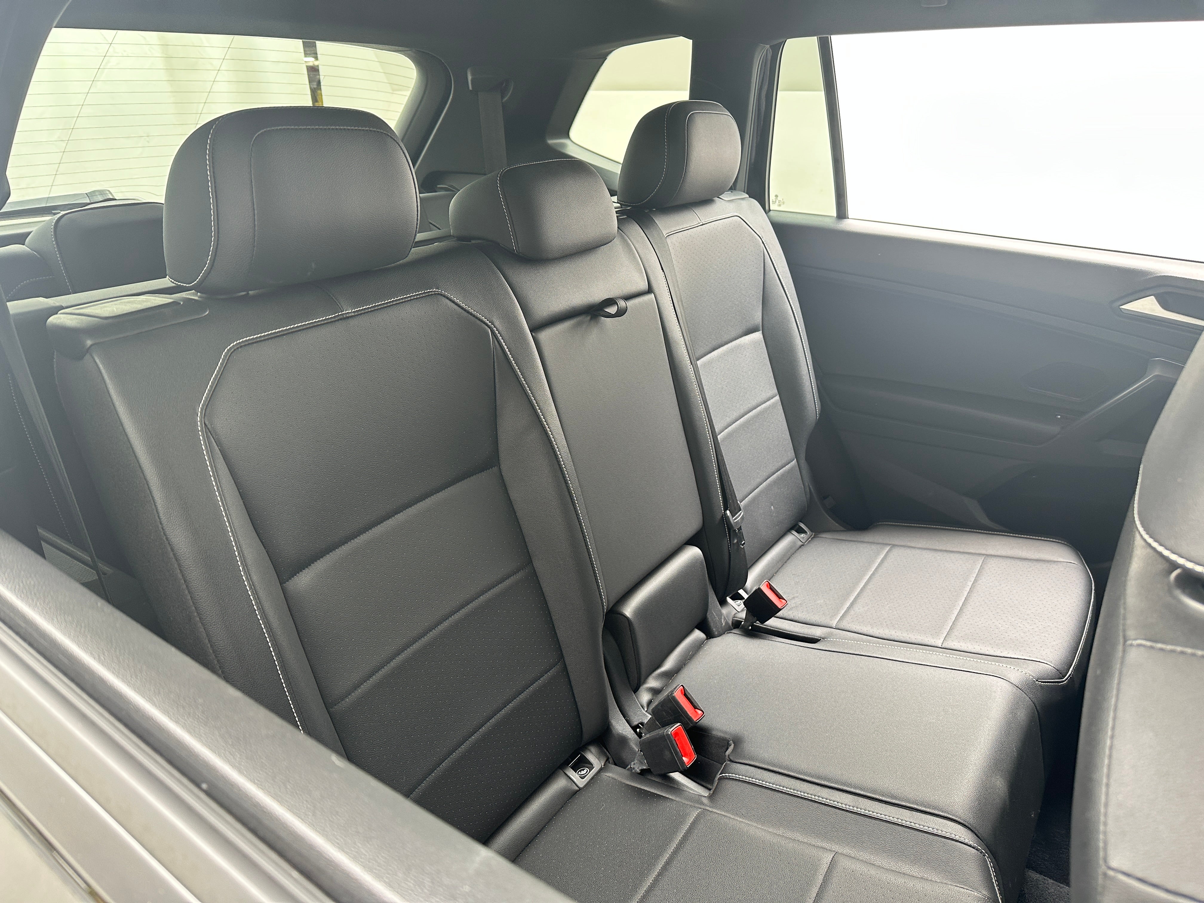 2021 Volkswagen Tiguan SE R-Line Black 5