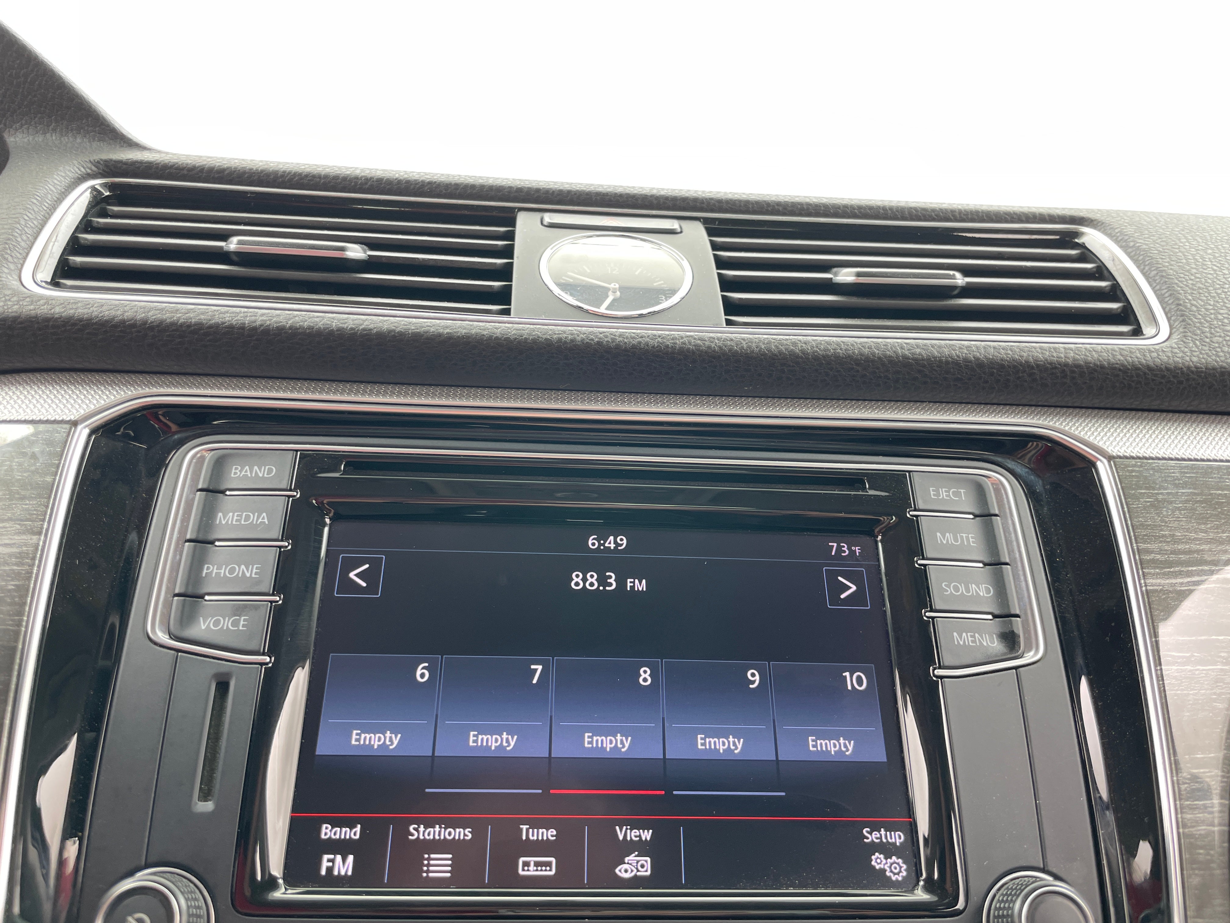 2016 Volkswagen Passat SE 3