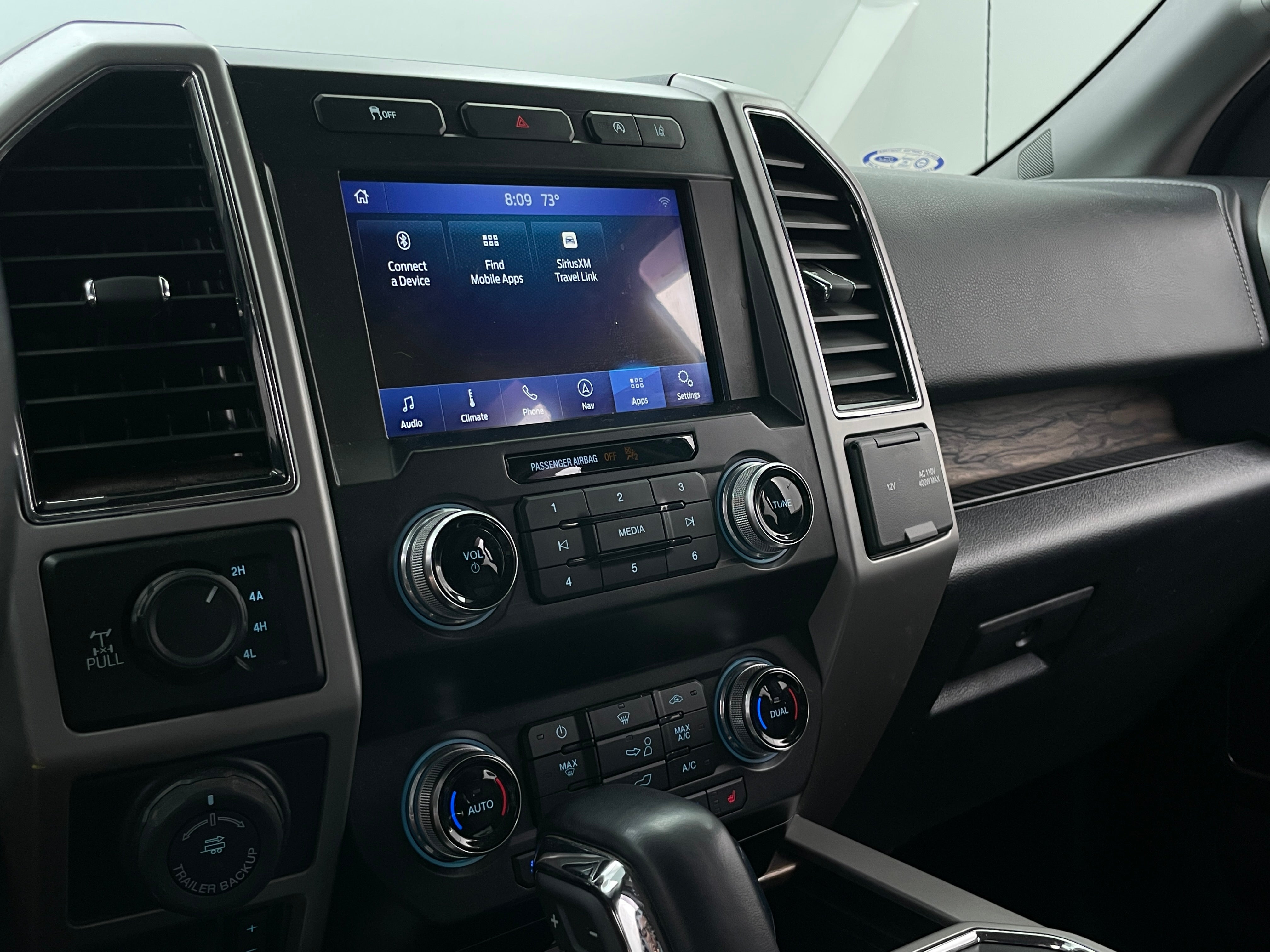 2020 Ford Econoline E-150 3