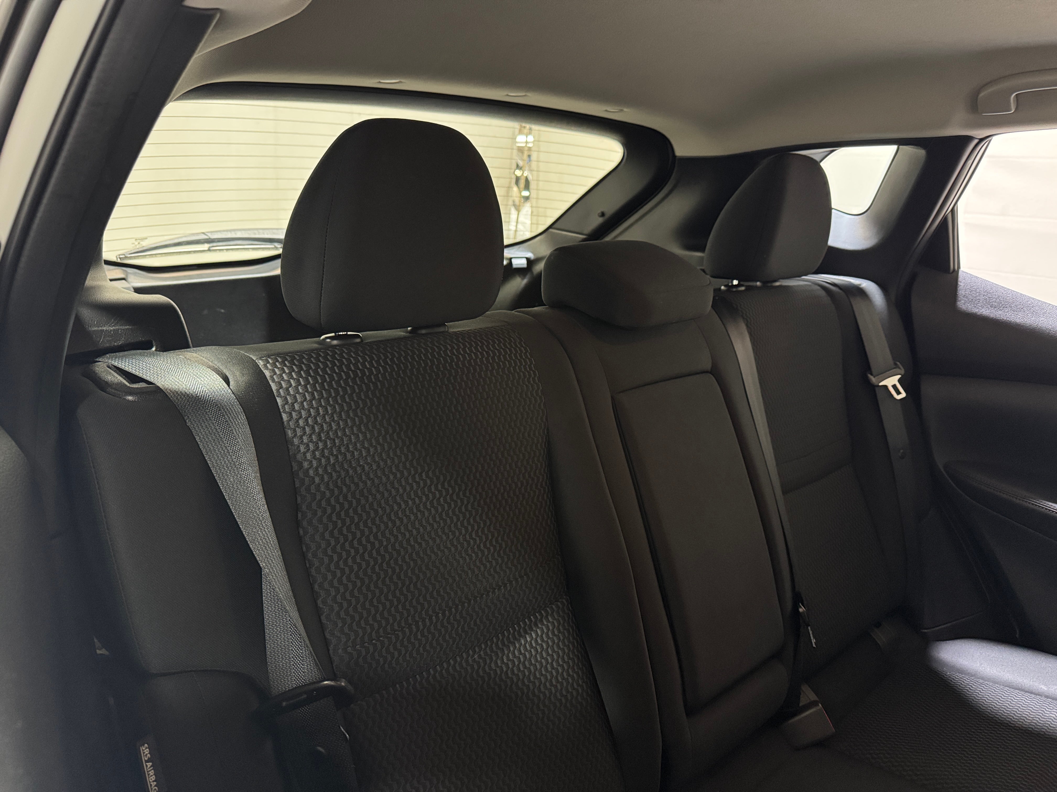 2021 Nissan Rogue Sport S 6