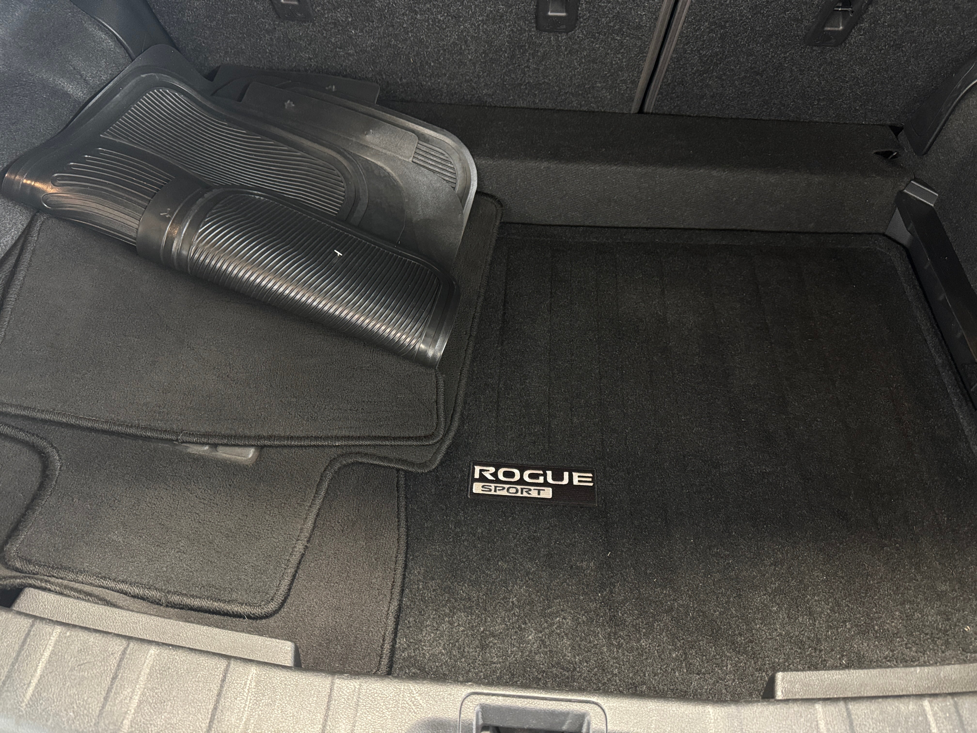 2021 Nissan Rogue Sport S 7
