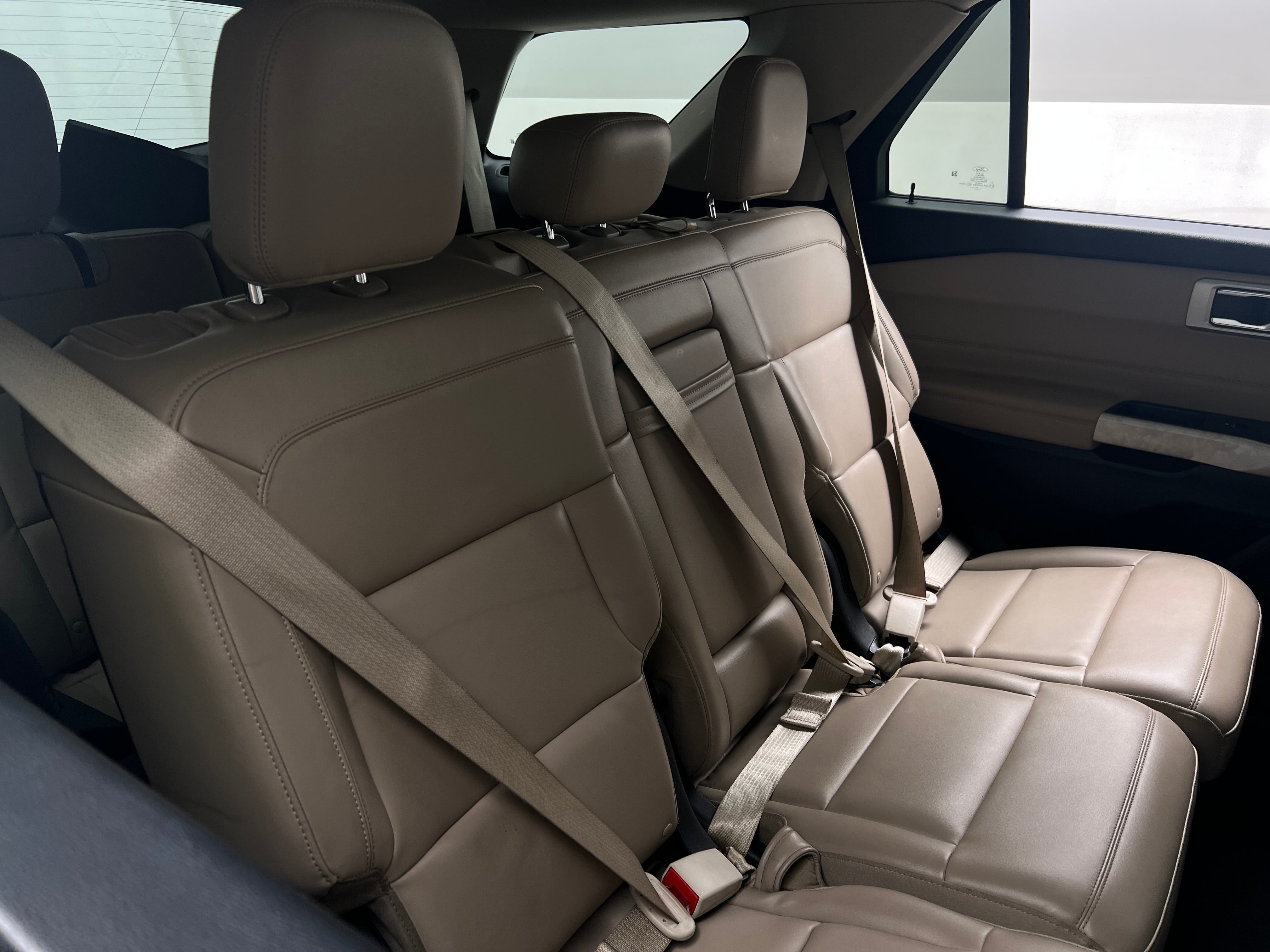 2022 Ford Explorer XLT 5