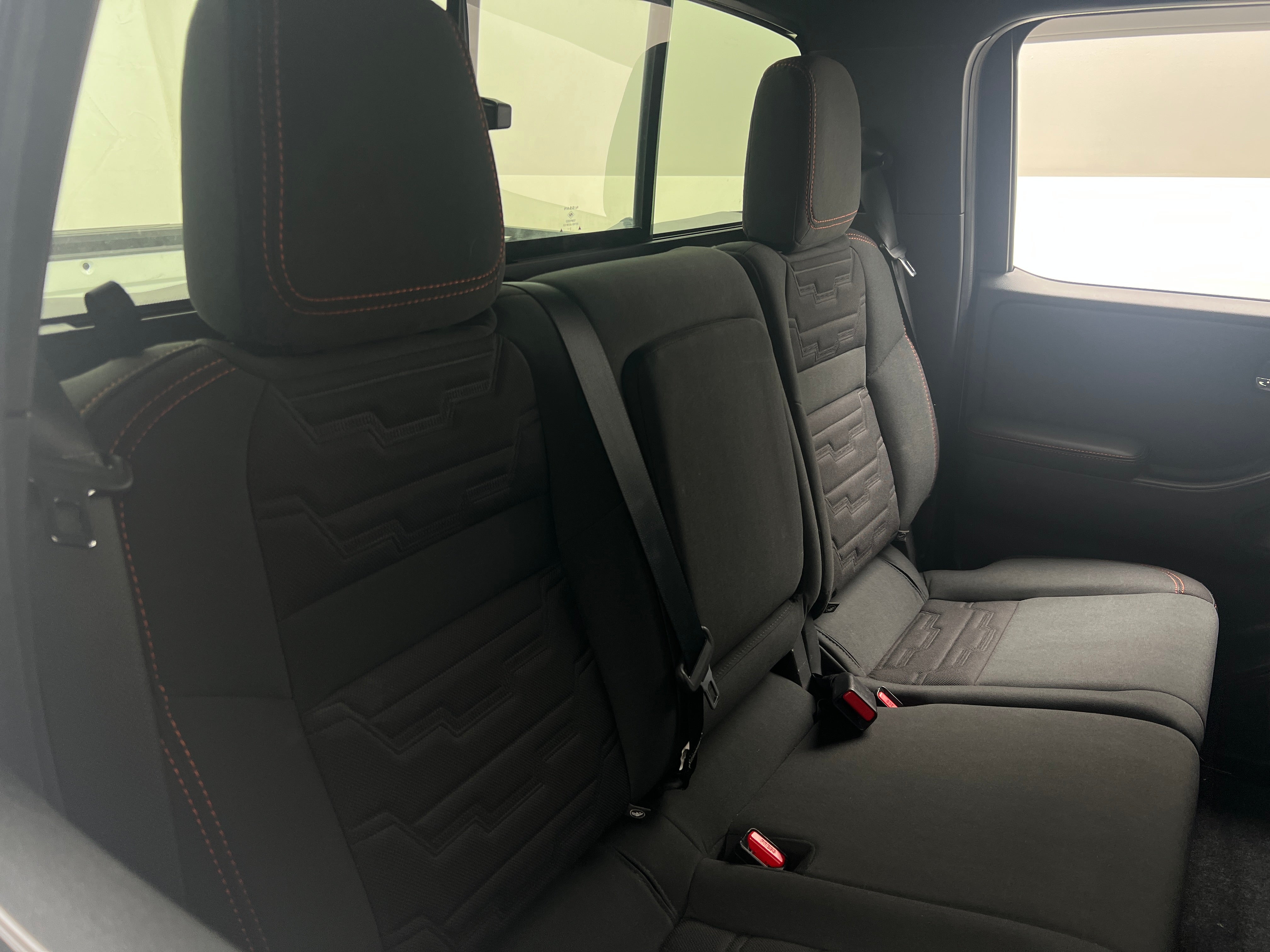 2023 Nissan Frontier PRO-4X 6