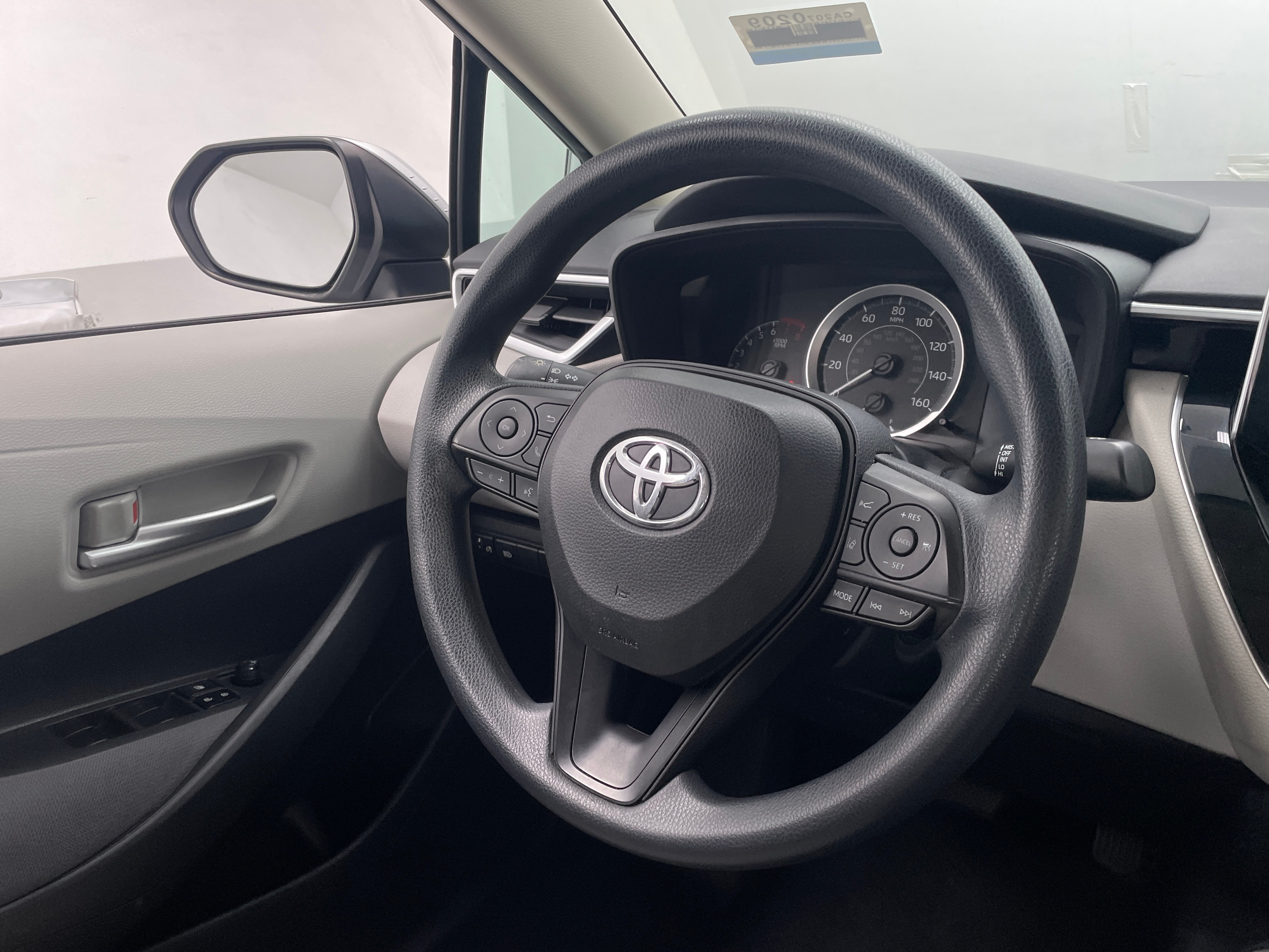 2020 Toyota Corolla LE 5