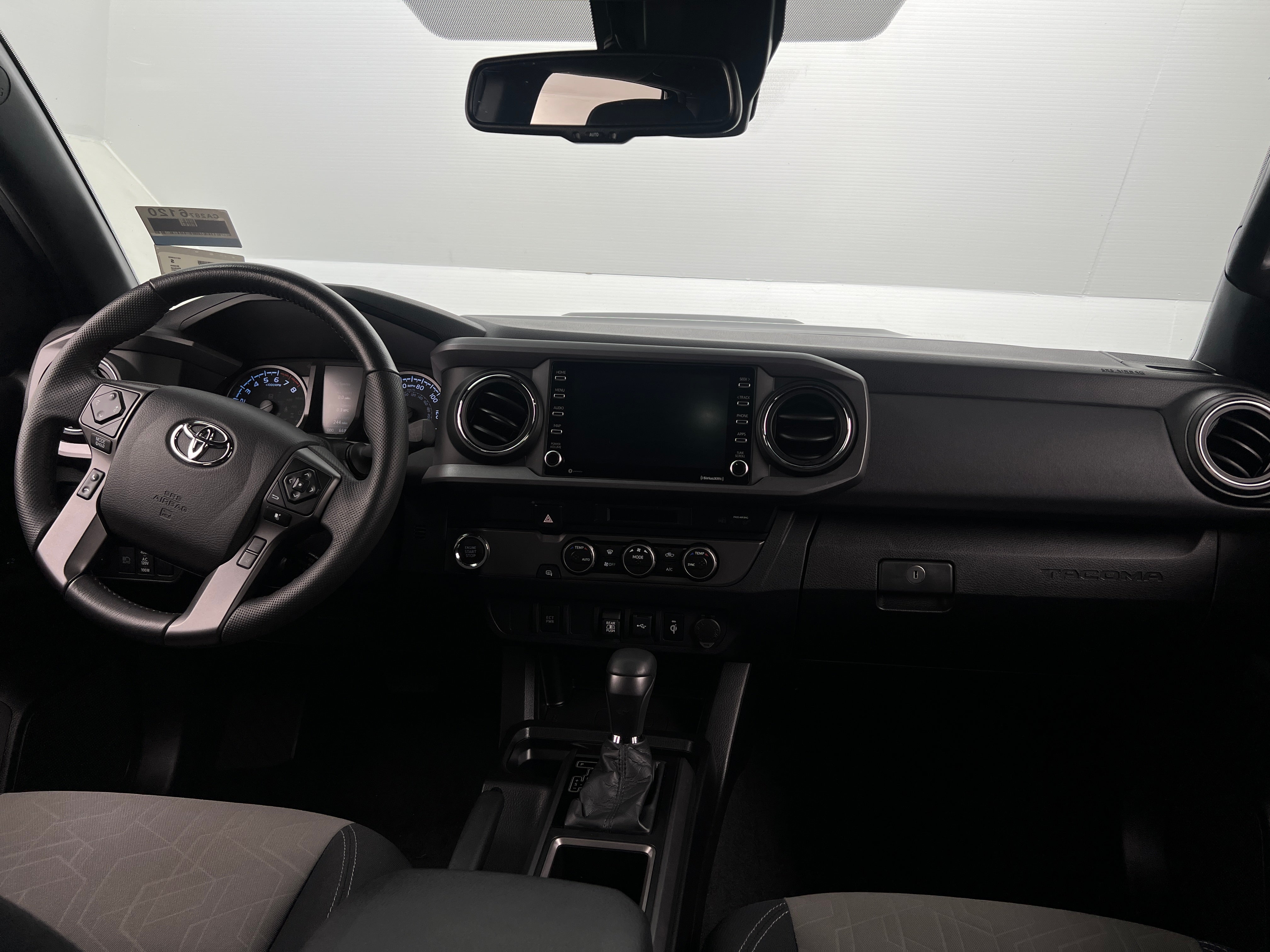 2021 Toyota Tacoma TRD Sport 3