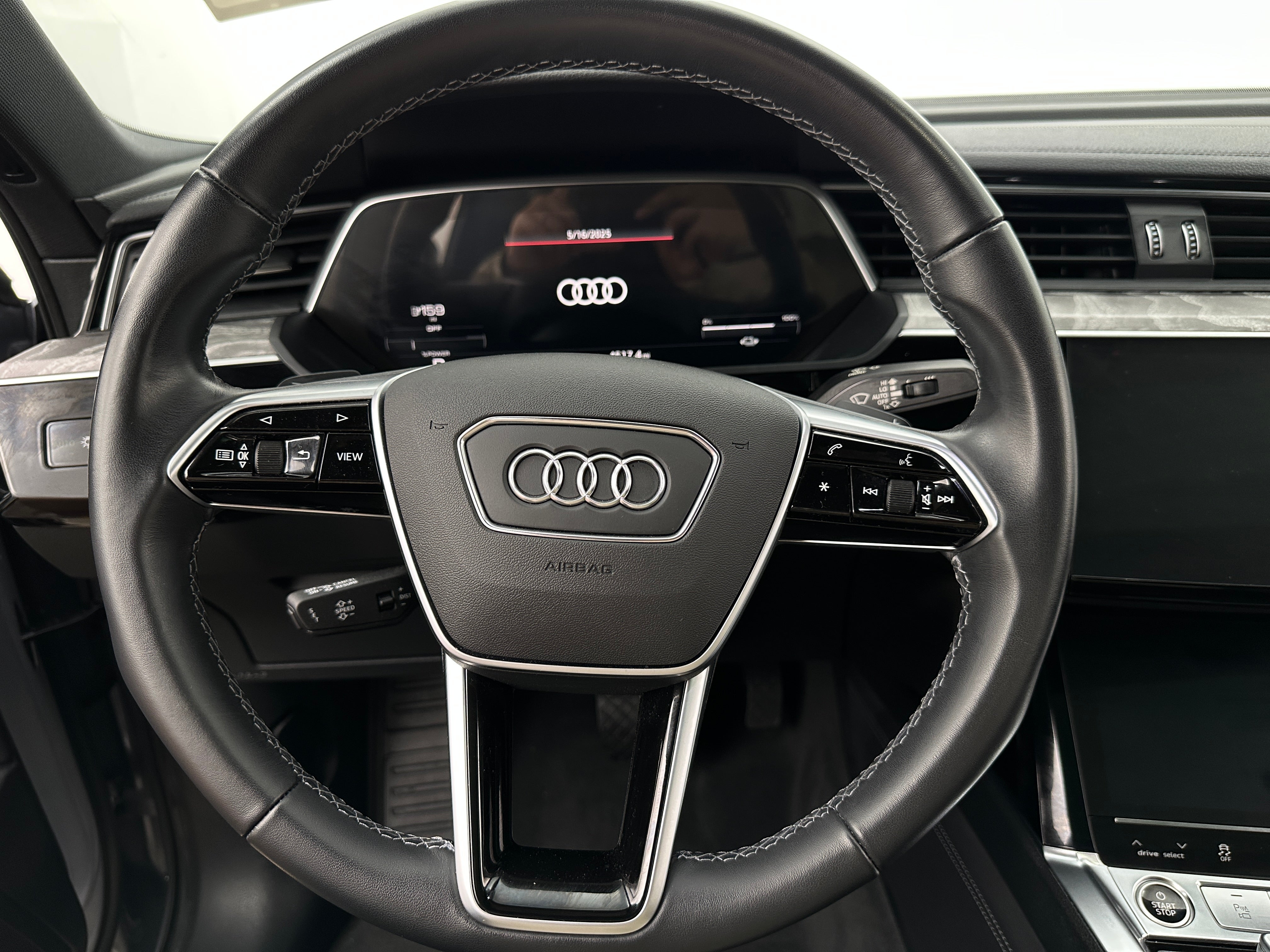 2023 Audi e-tron S Premium Plus 4