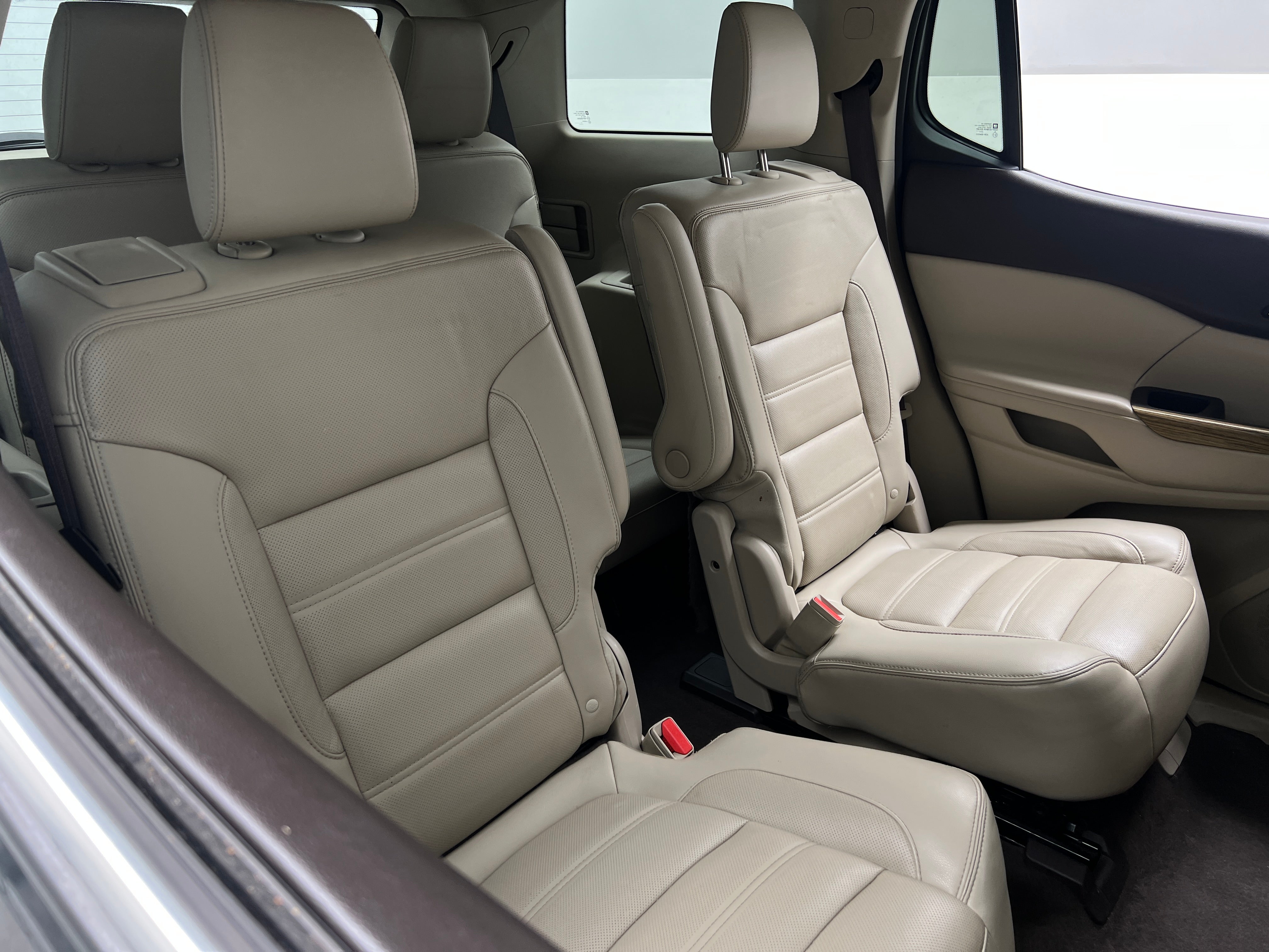 2018 GMC Acadia Denali 5