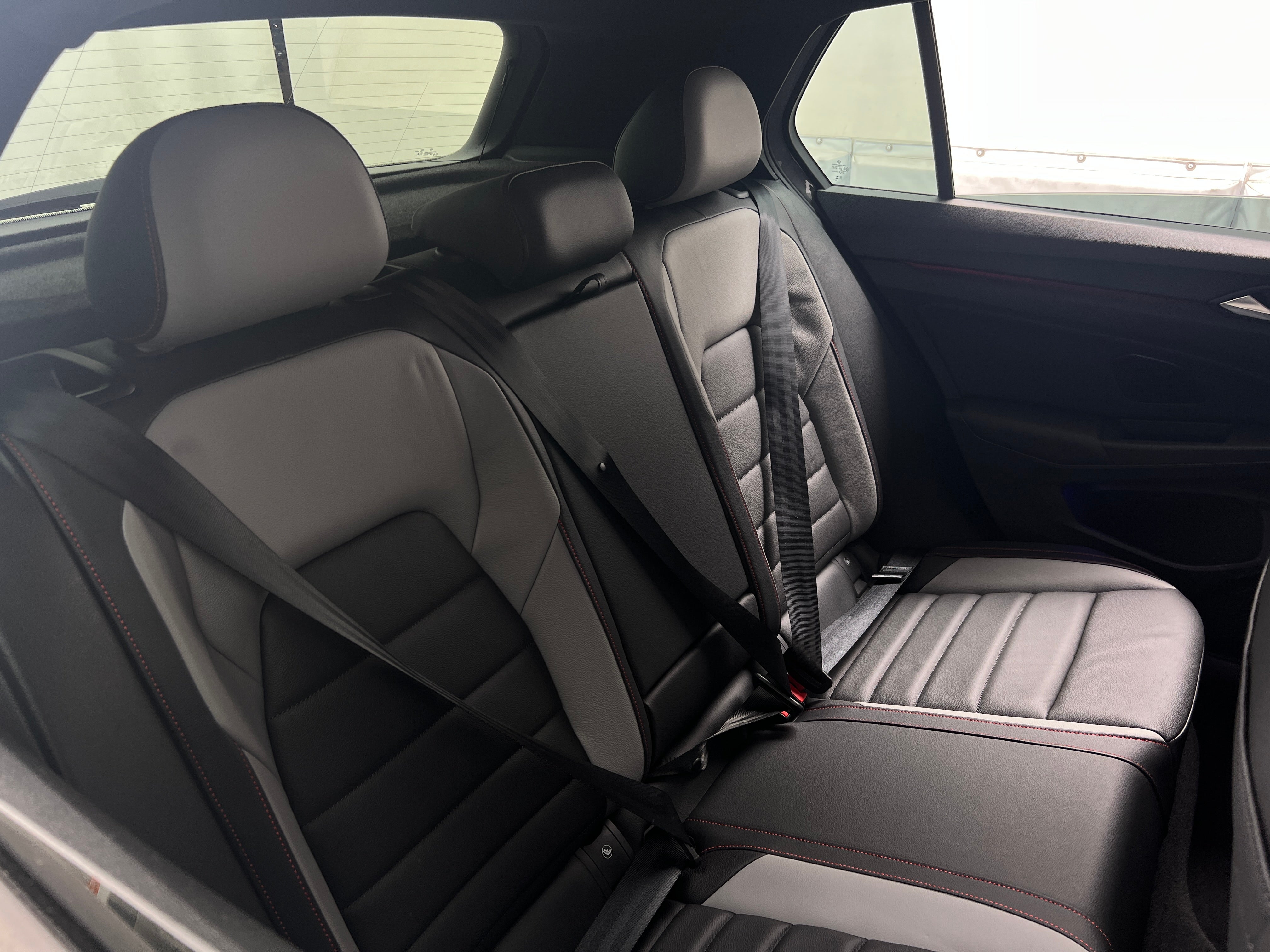 2024 Volkswagen Golf GTI SE 6