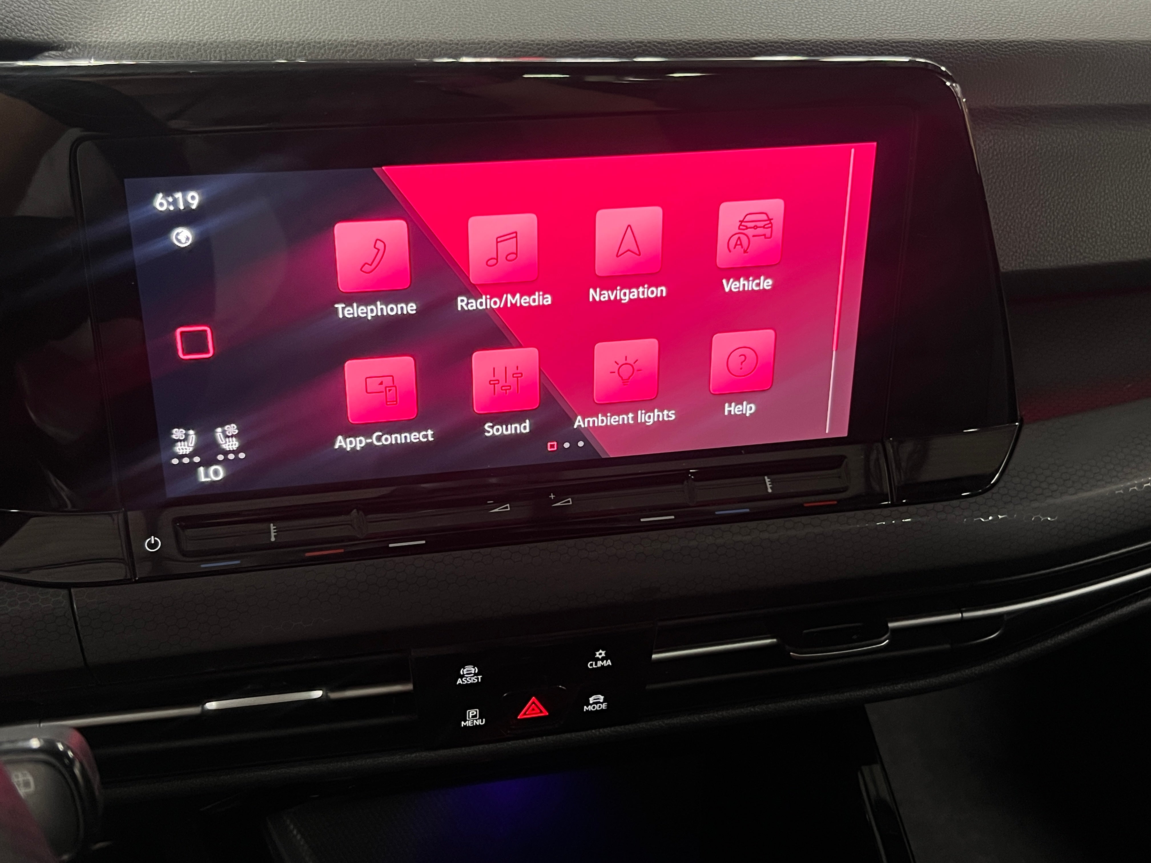 2024 Volkswagen Golf GTI SE 4