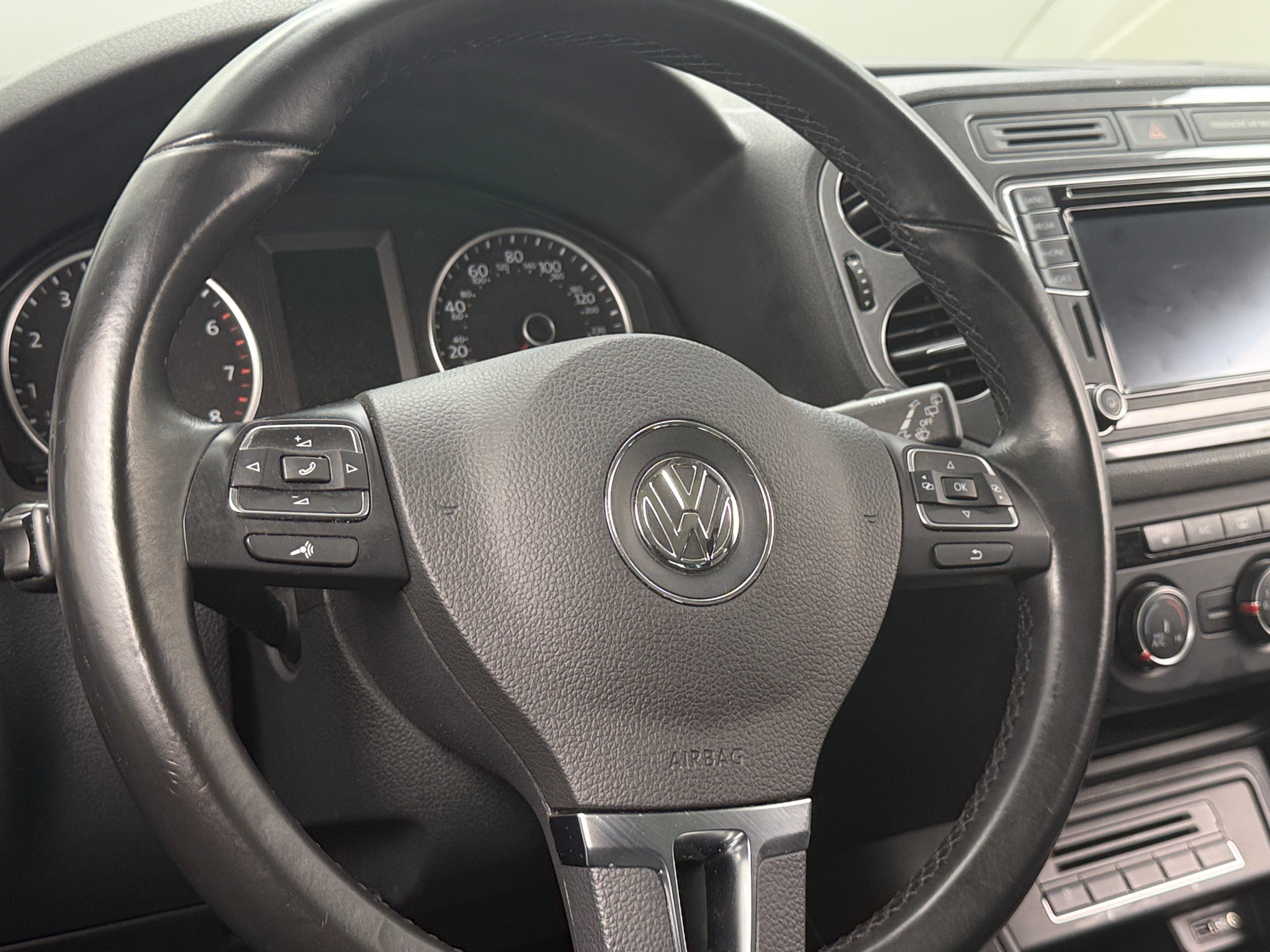 2016 Volkswagen Tiguan 2.0T 5