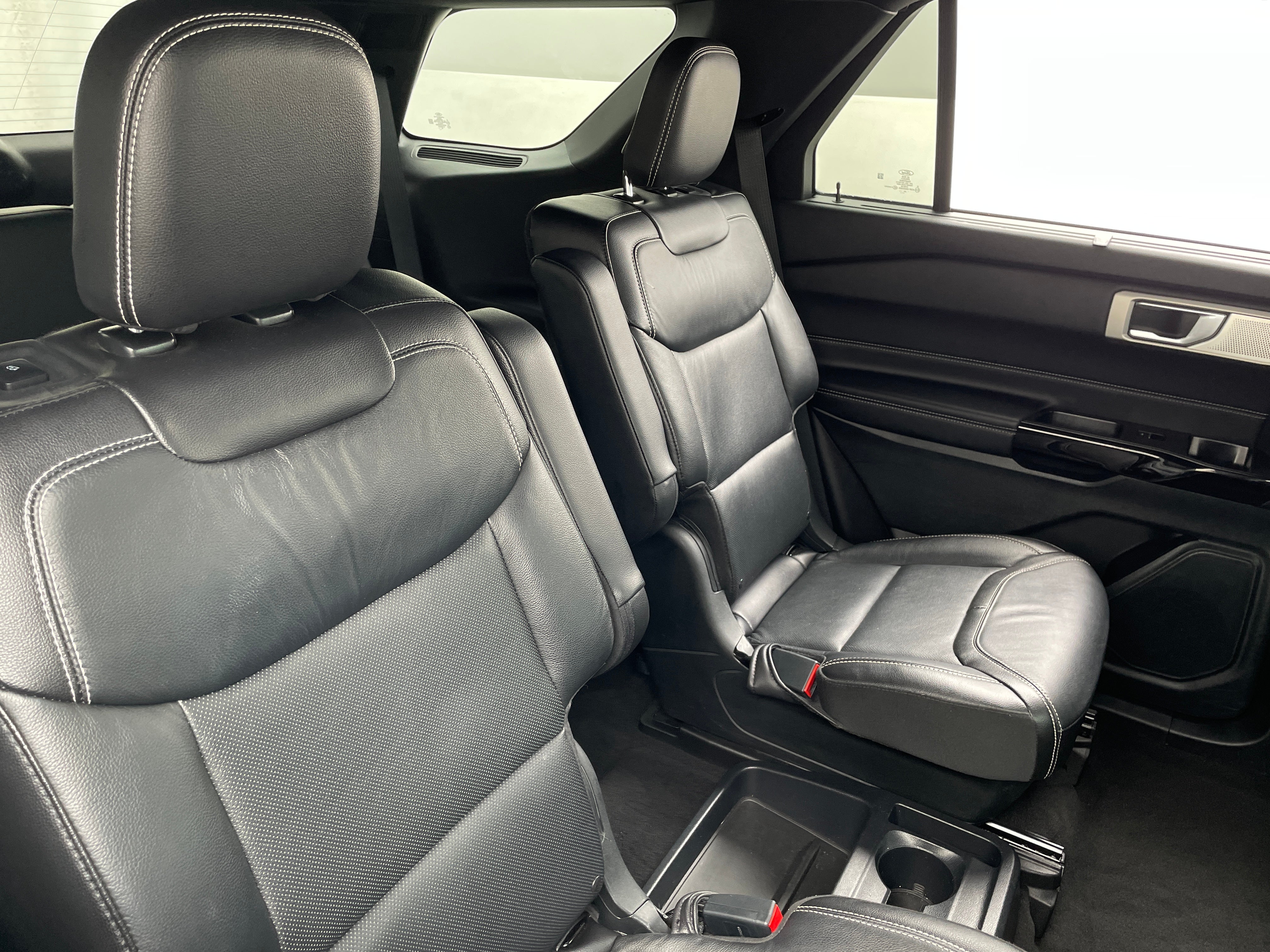 2021 Ford Explorer ST 5