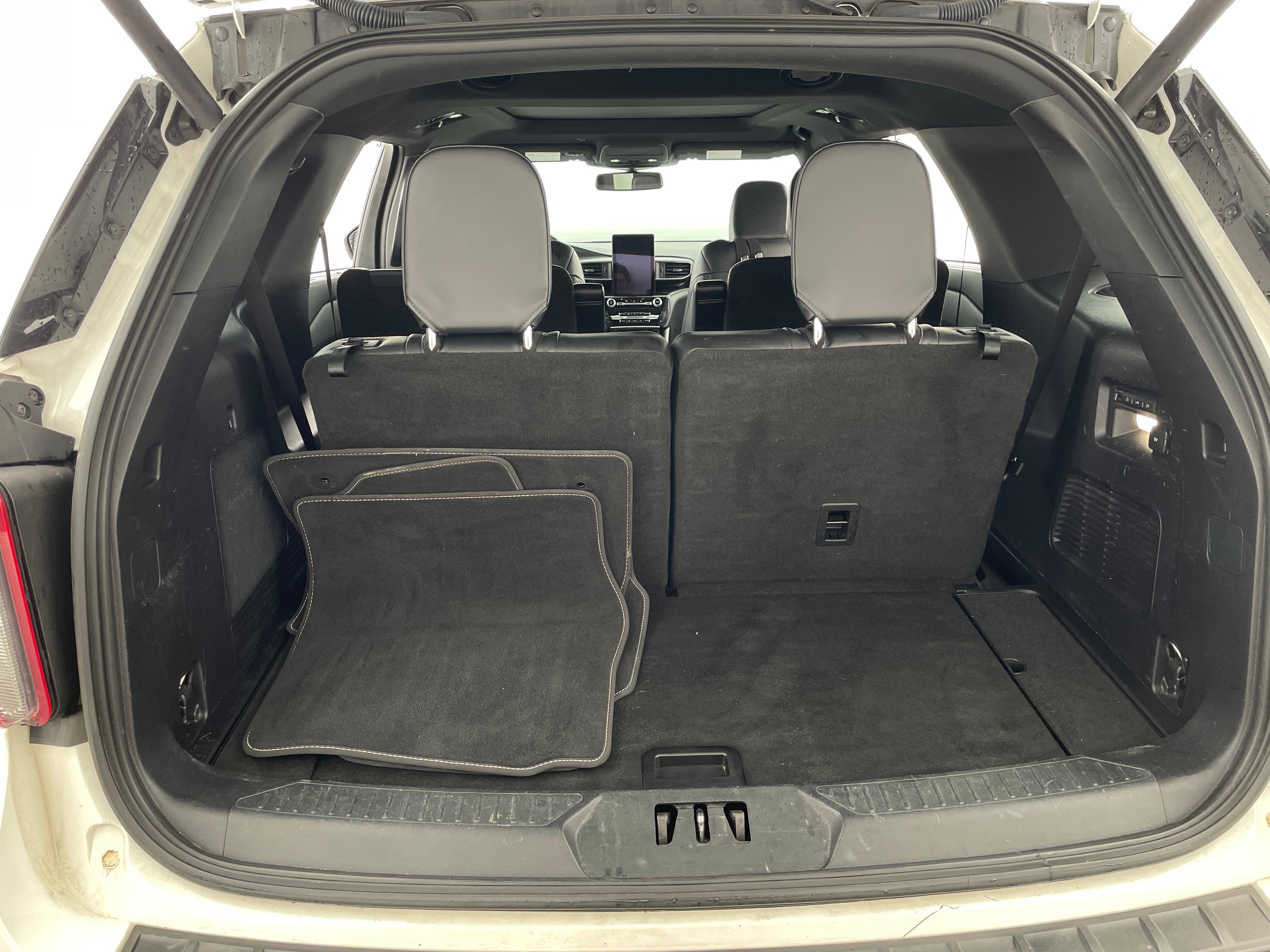 2021 Ford Explorer ST 6