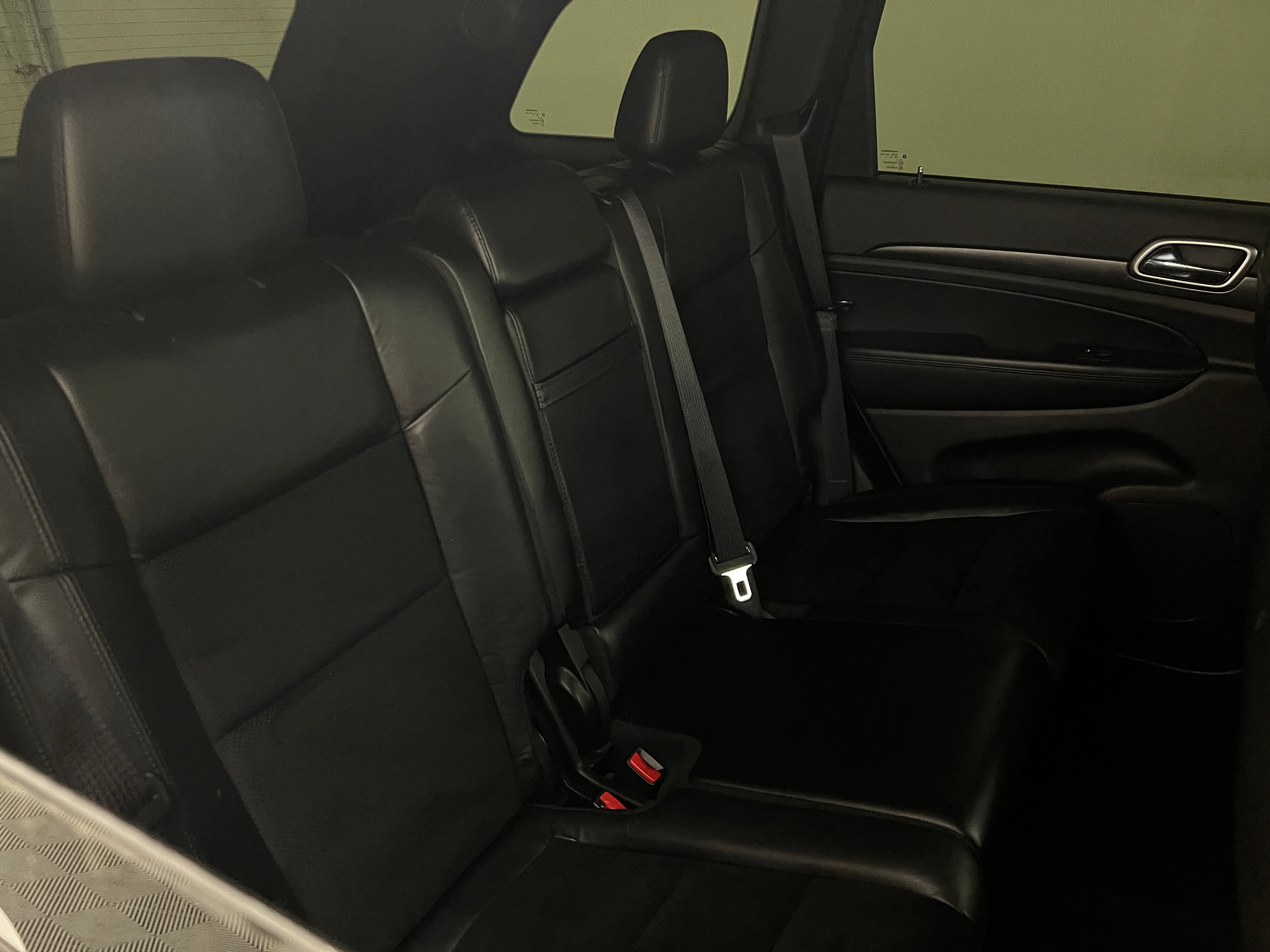 2017 Jeep Grand Cherokee Altitude 5