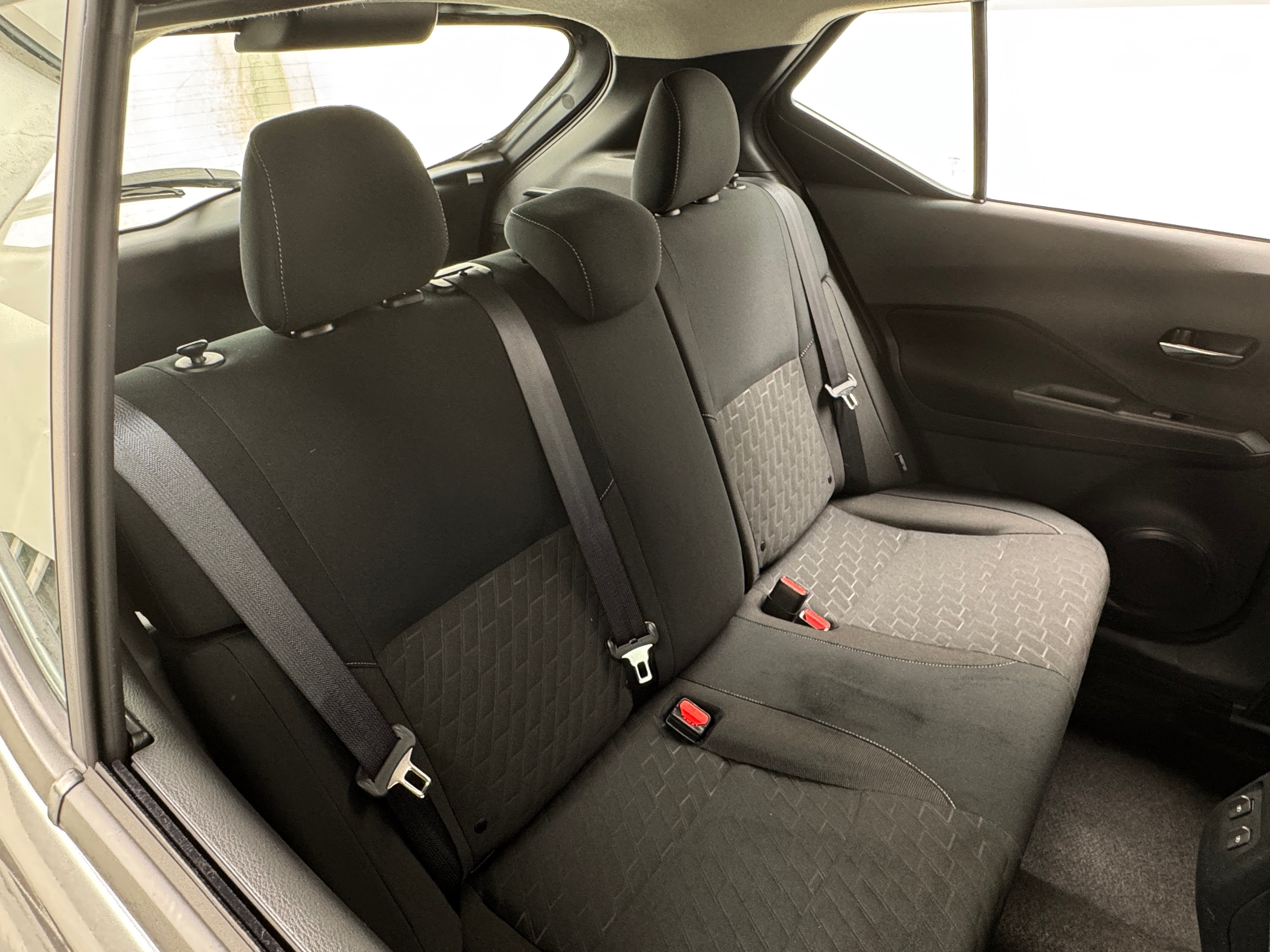 2024 Nissan Kicks SV 6