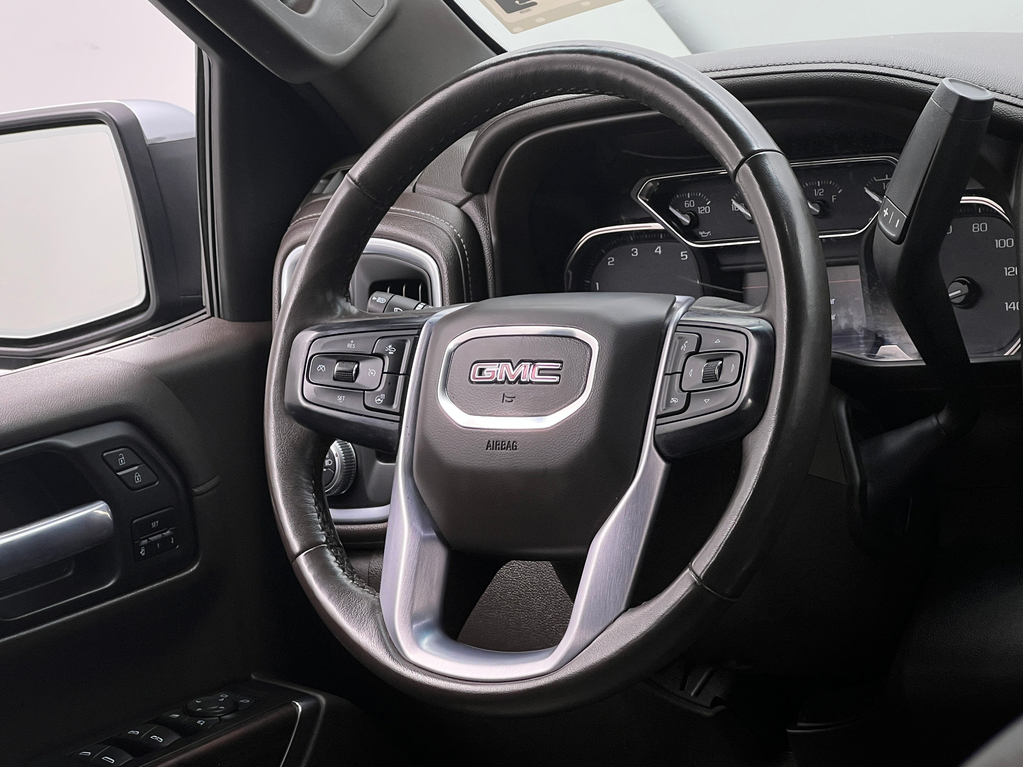 2020 GMC Sierra 1500 SLT 4