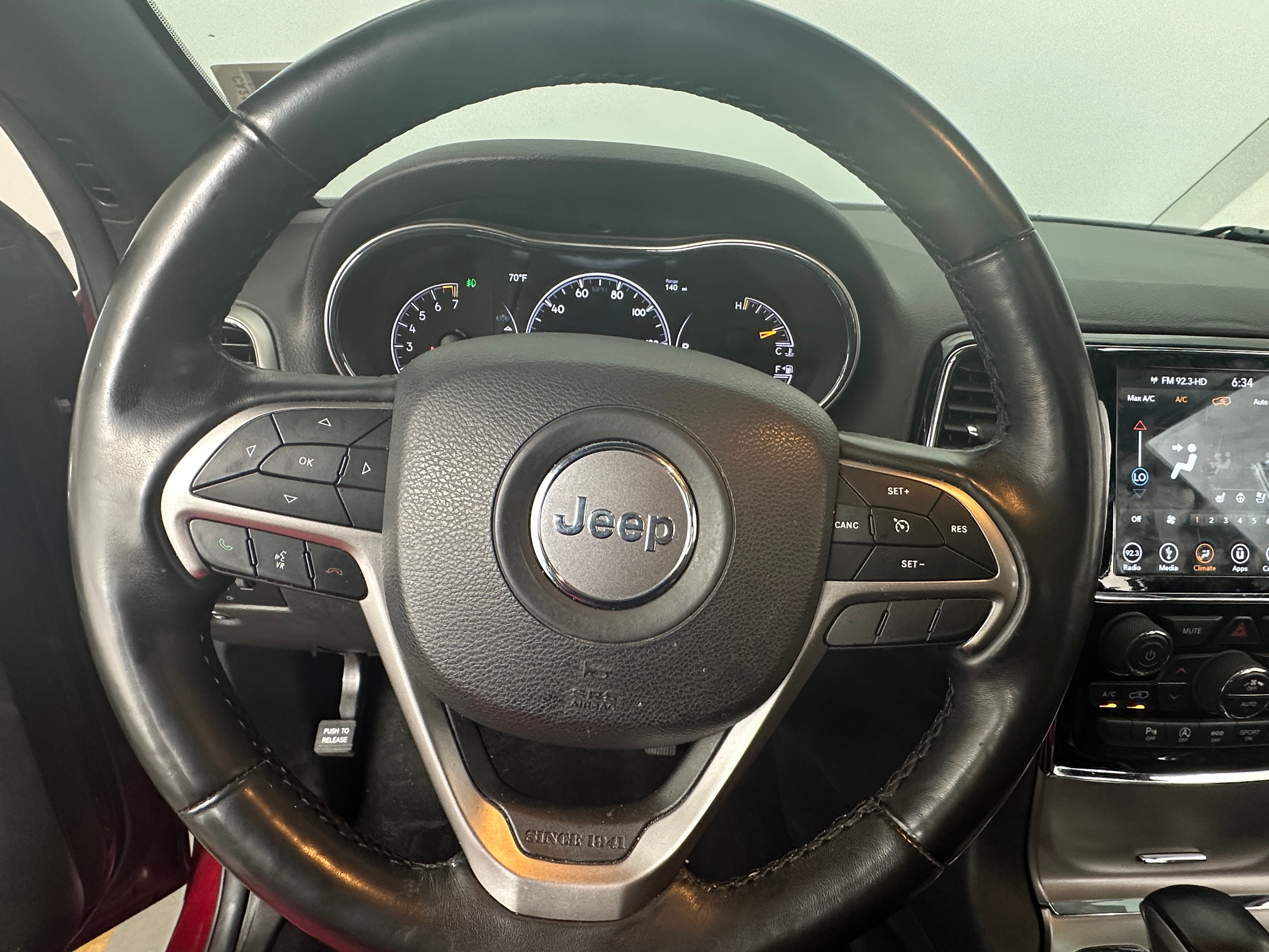 2019 Jeep Grand Cherokee Limited Edition 4