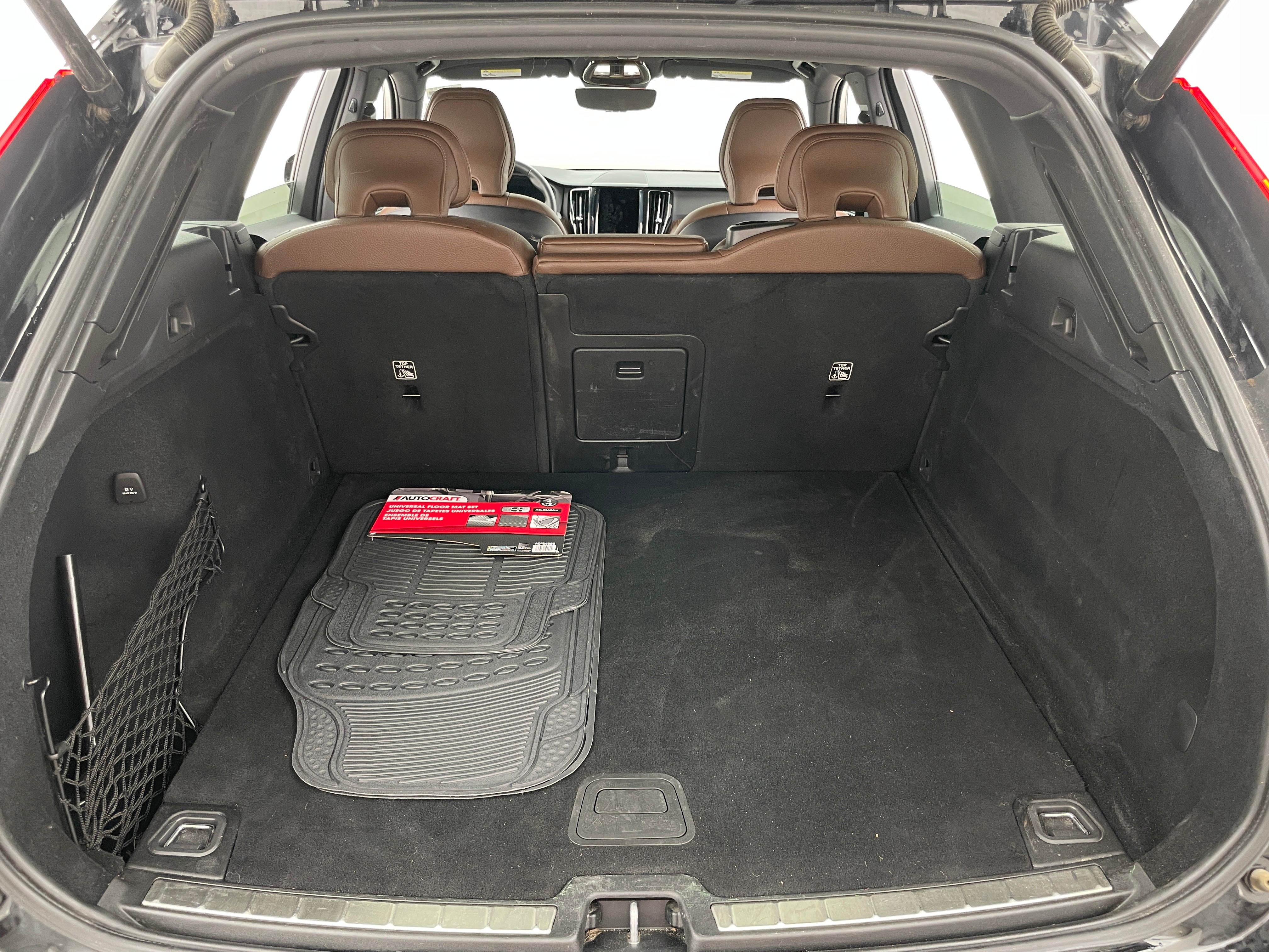 2022 Volvo XC60 B5 Momentum 6